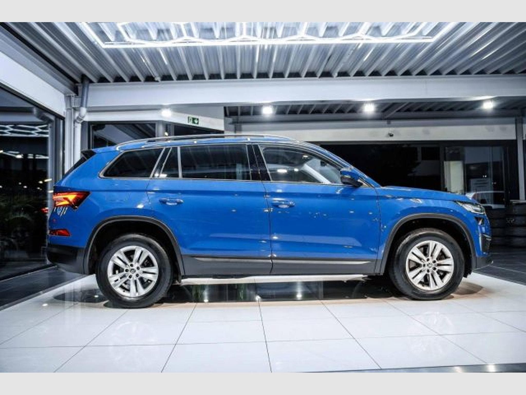 Skoda Kodiaq Kodiaq 2.0 TDI DSG NAVI LED AHK 7-Sitze VIRTUAL (2023) - Foto 7