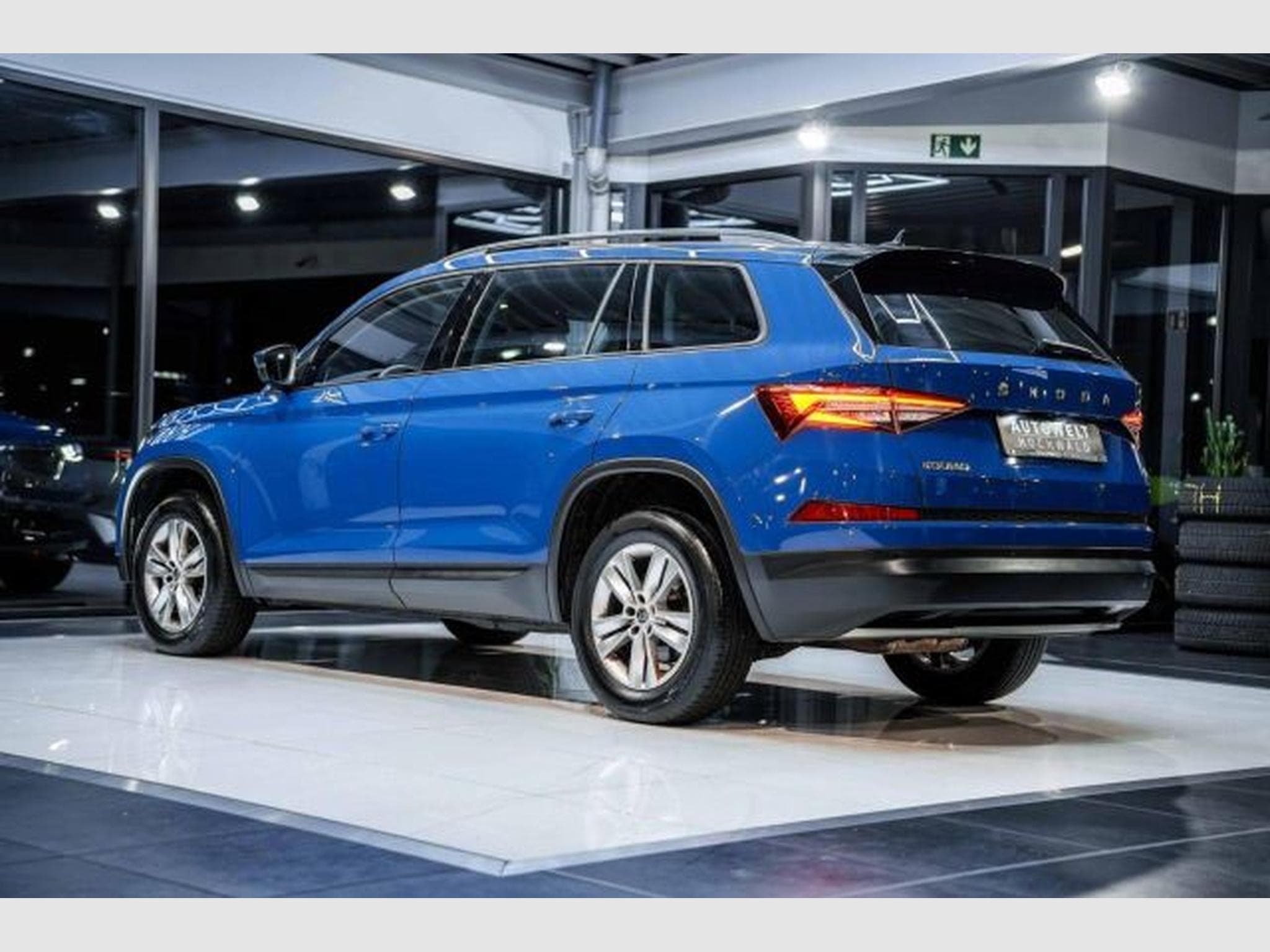 Skoda Kodiaq Kodiaq 2.0 TDI DSG NAVI LED AHK 7-Sitze VIRTUAL (2023) - Foto 11