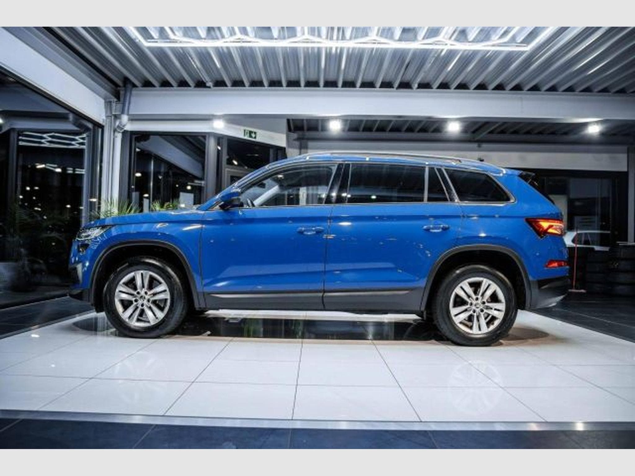Skoda Kodiaq Kodiaq 2.0 TDI DSG NAVI LED AHK 7-Sitze VIRTUAL (2023) - Foto 10