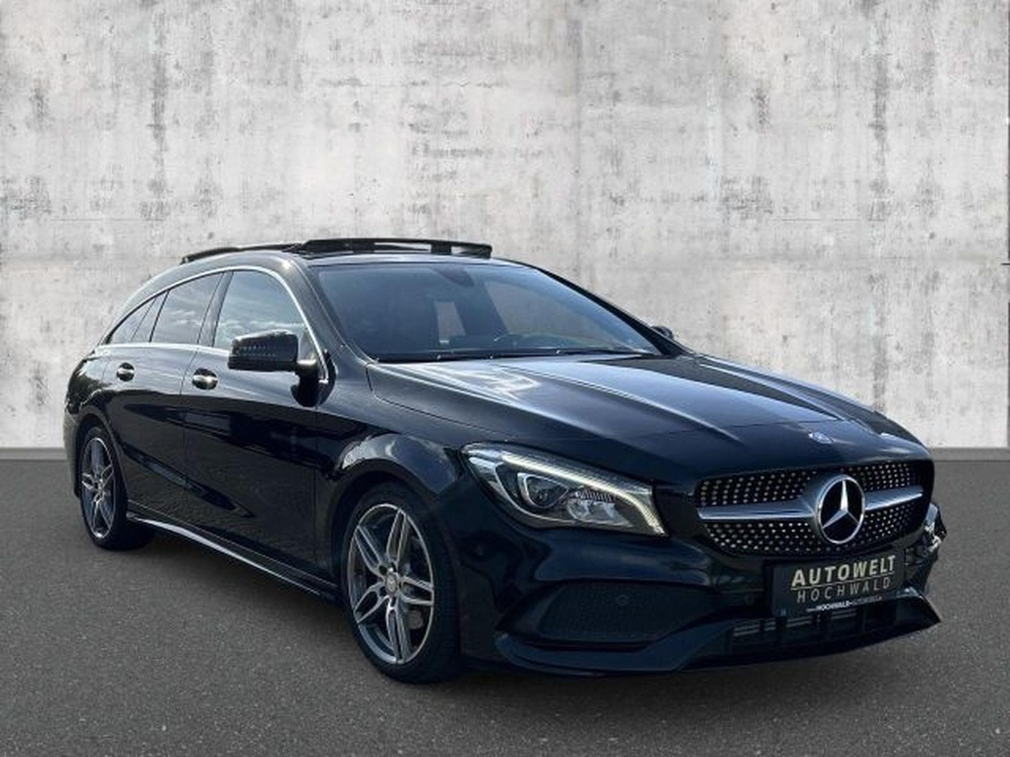 Mercedes CLA 180 CLA 180 Shooting Brake AMG-Line NAVI LED PANO (2016) - Photo 8