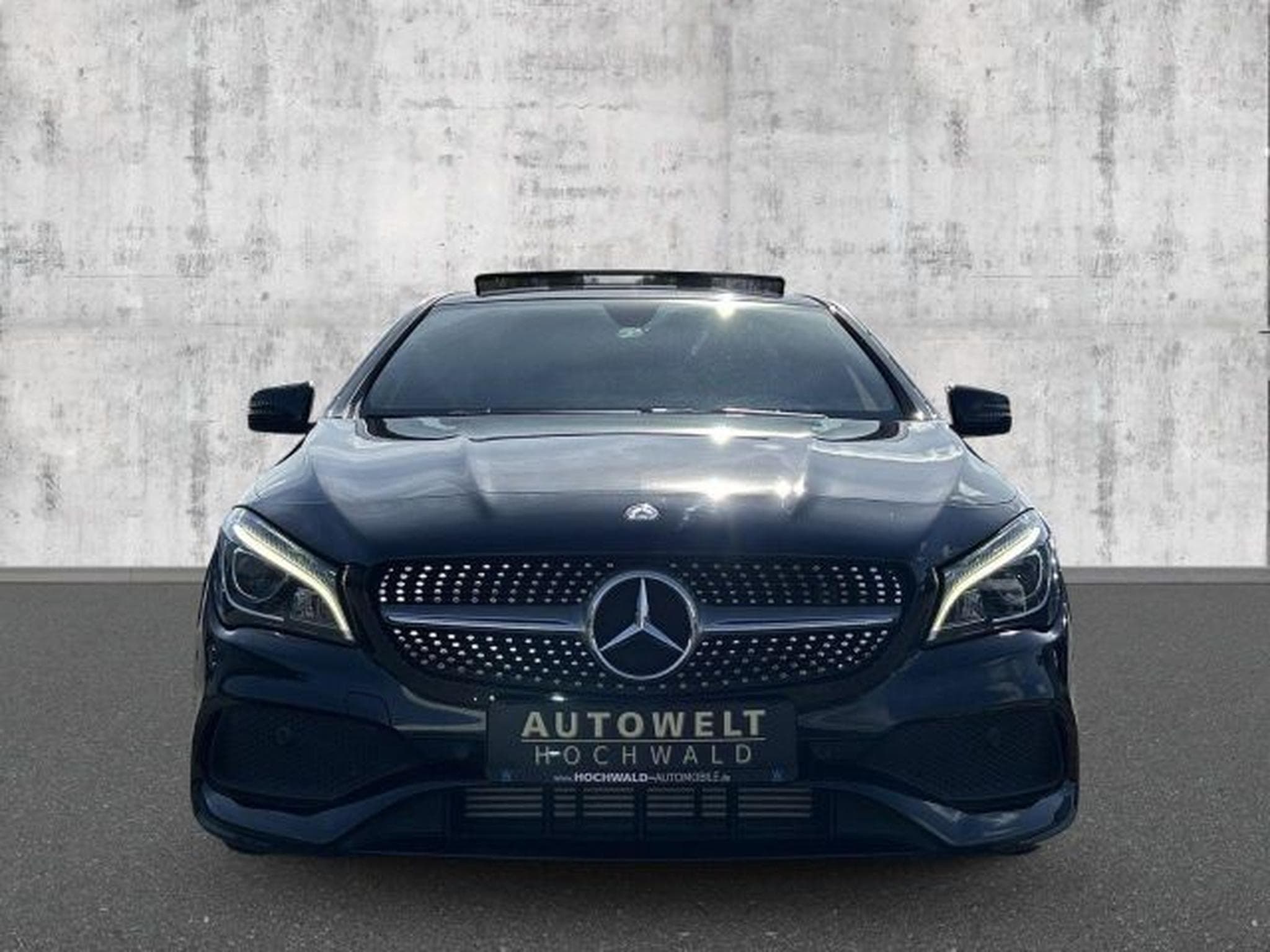 Mercedes CLA 180 CLA 180 Shooting Brake AMG-Line NAVI LED PANO (2016) - Photo 9