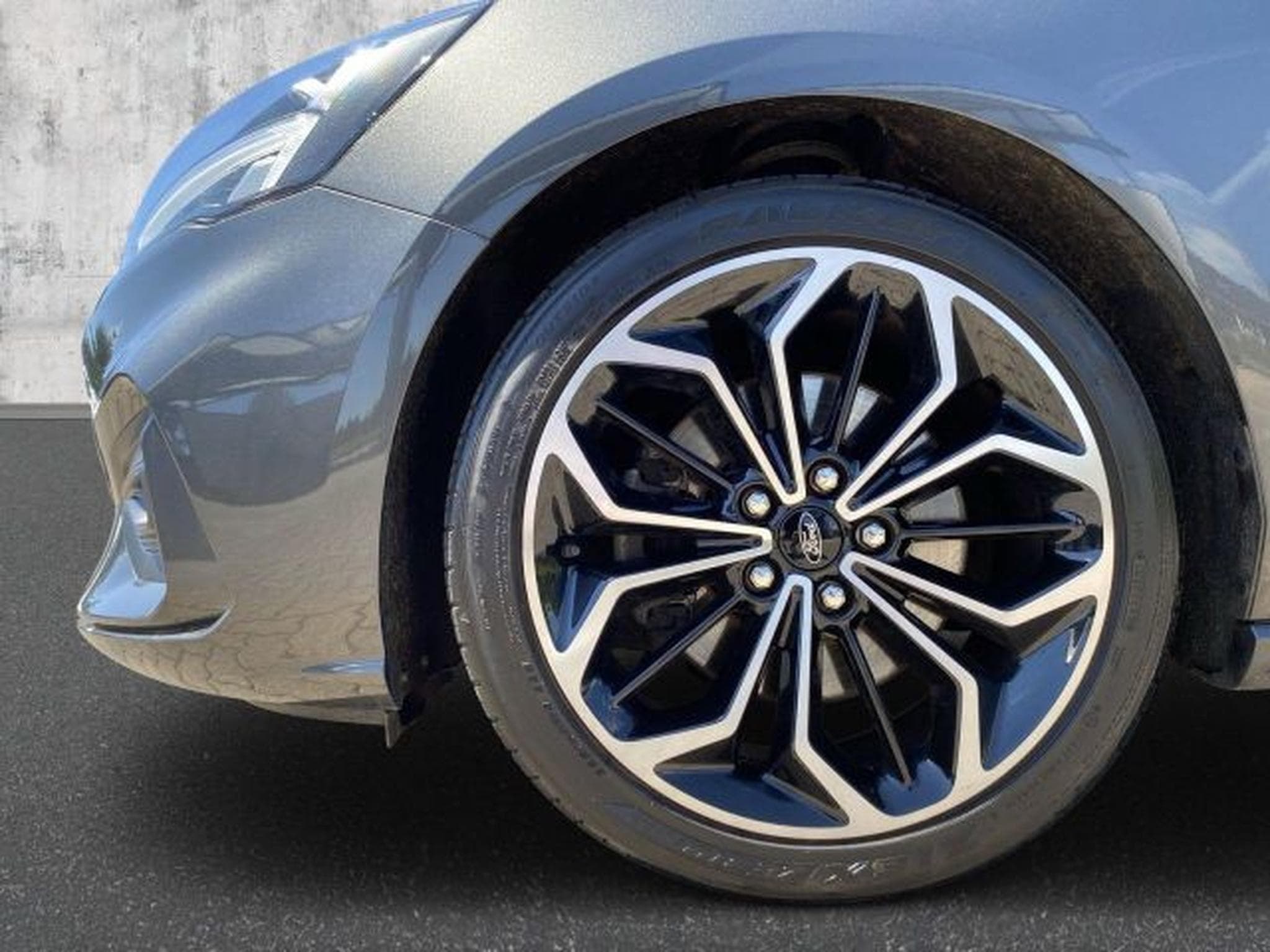 Ford Focus Focus Turnier 1.5 ST-Line Autom. NAVI LED AHK (2020) - Photo 10