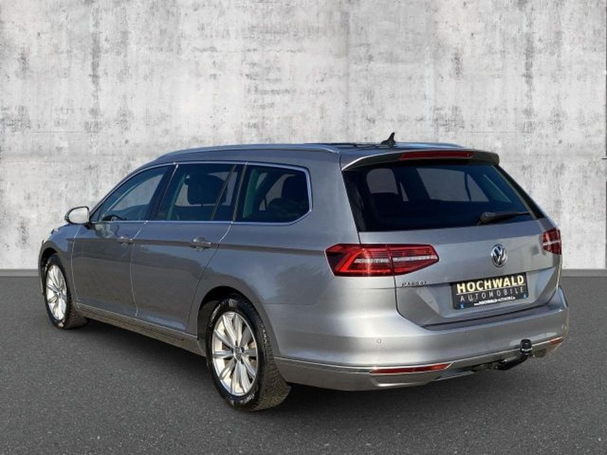 VW Passat Passat Variant 1.4 TSI DSG Highline AHK LED RFK (2018) - Foto 3