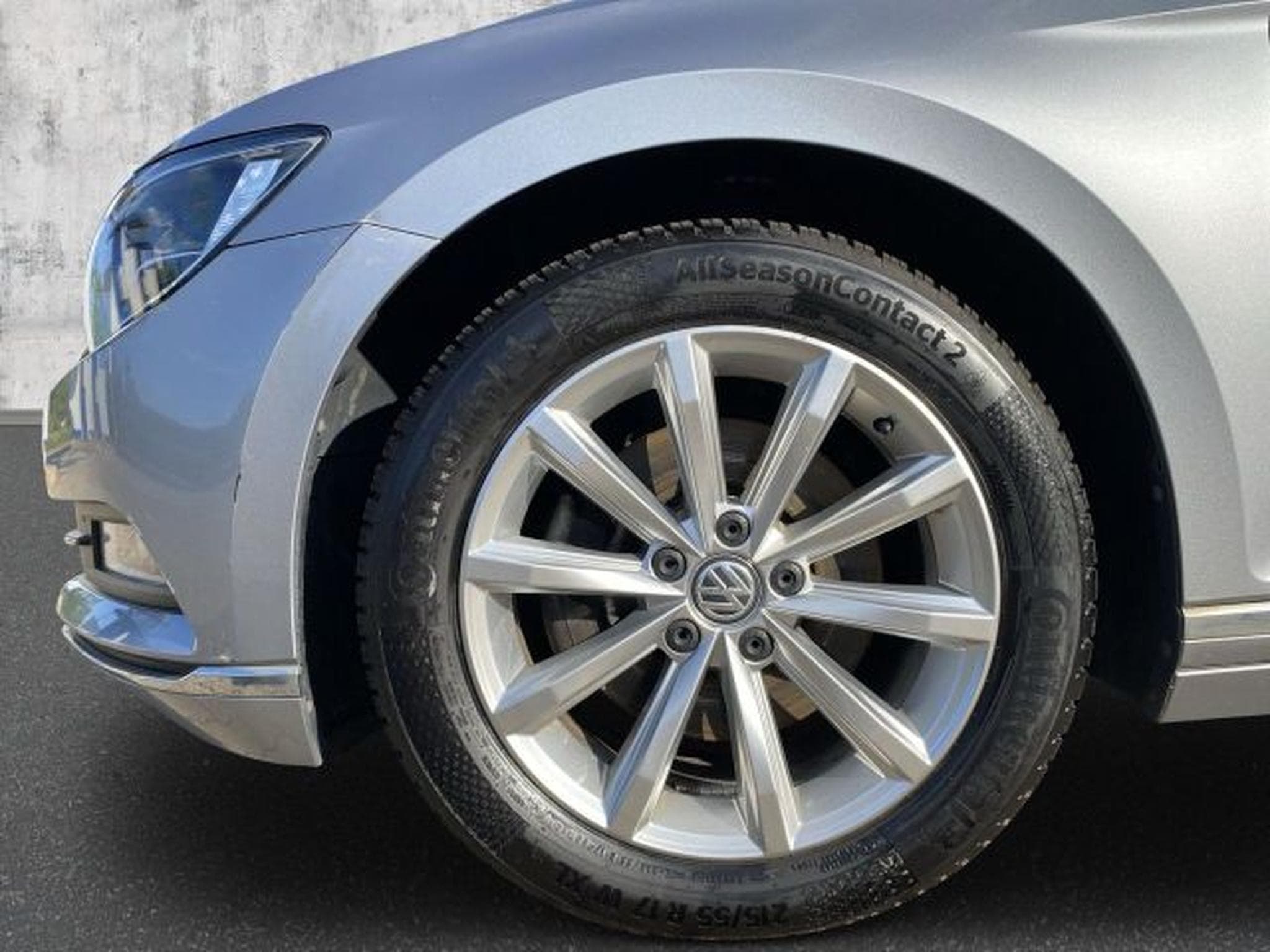 VW Passat Passat Variant 1.4 TSI DSG Highline AHK LED RFK (2018) - Foto 9