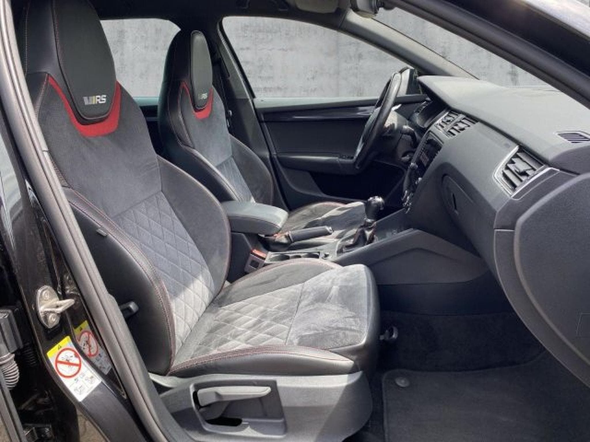 Skoda Octavia Octavia RS 2.0 TDI DSG 4x4 NAVI LED RFK Canton (2018) - Photo 14