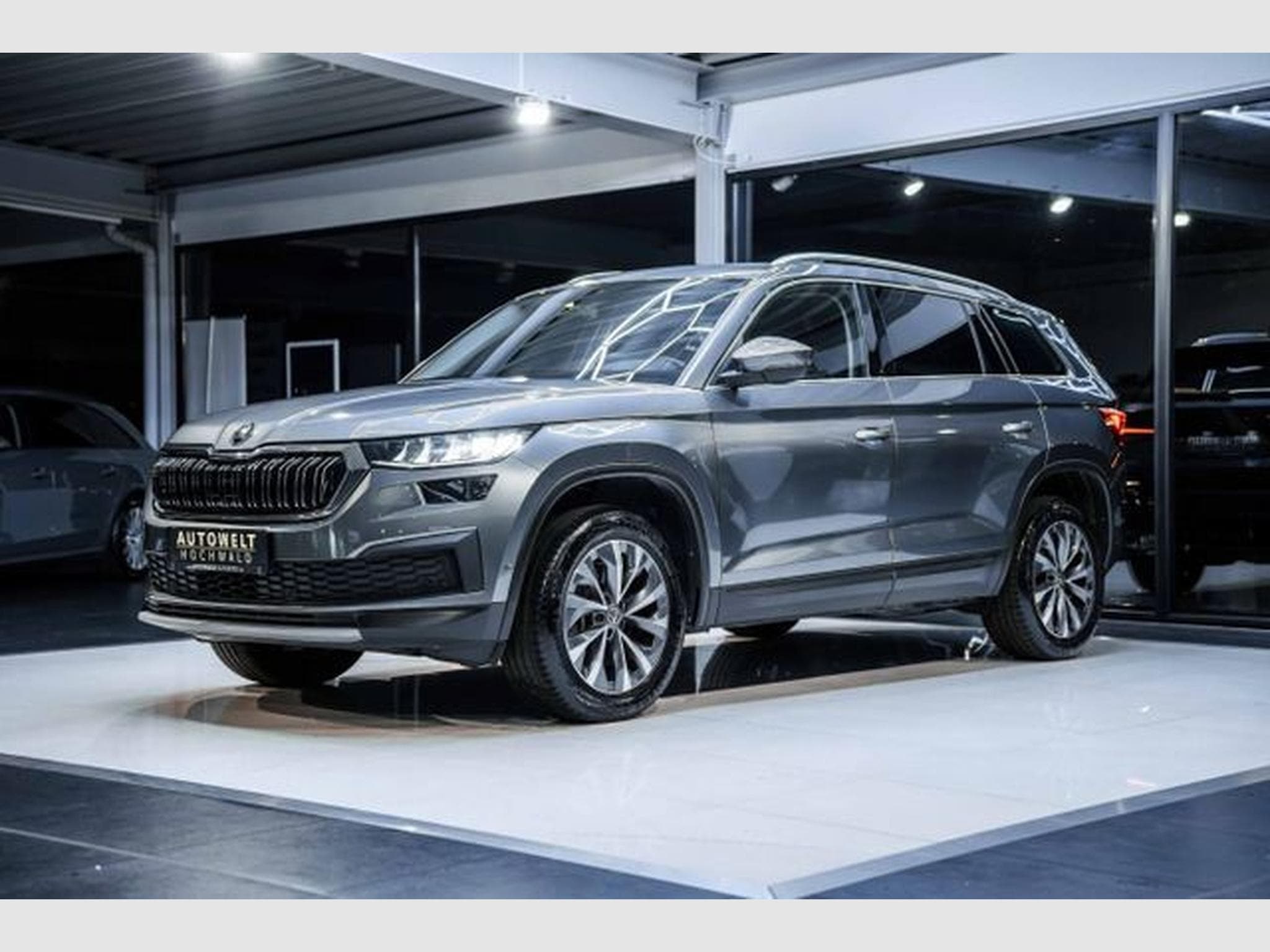Skoda Kodiaq Kodiaq 2.0 TDI DSG Style 4x4 ACC RFK LED 7-Sitze (2022) - Photo 4