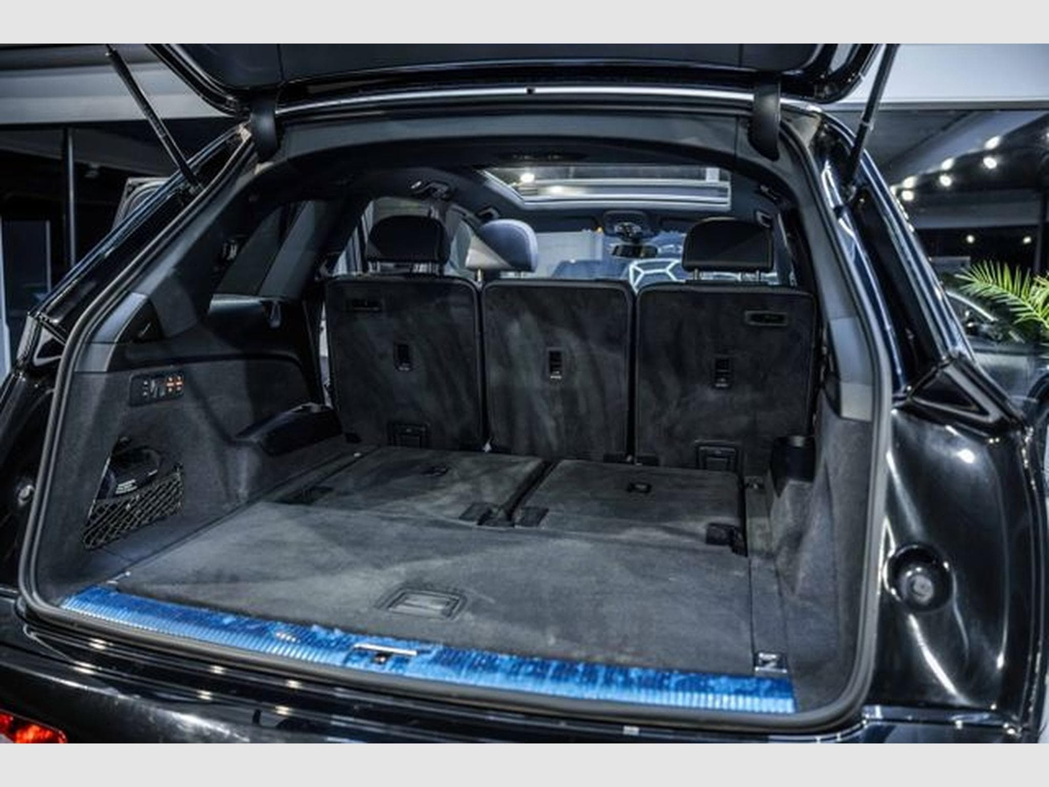 Audi Q7 Q7 50 TDI quattro 2x S-Line NAVI LED PANO 7-Sitz (2023) - Photo 15