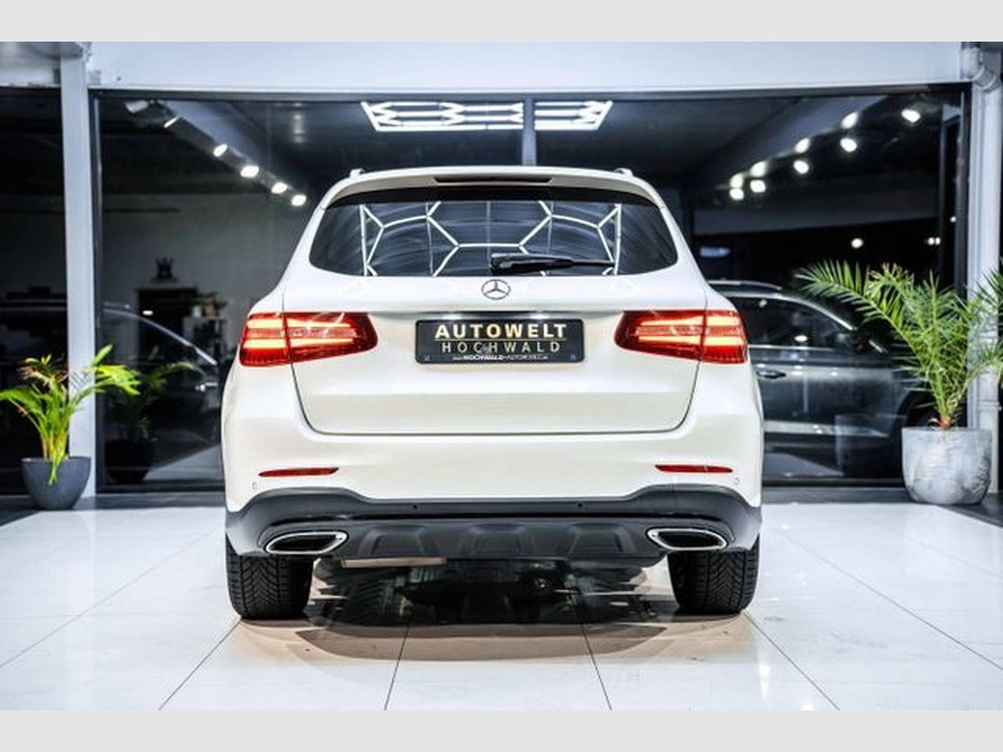 Mercedes GLC 350 GLC 350d 9G AMG-Line 4Matic NAVI PANO Night Burm (2019) - Photo 12