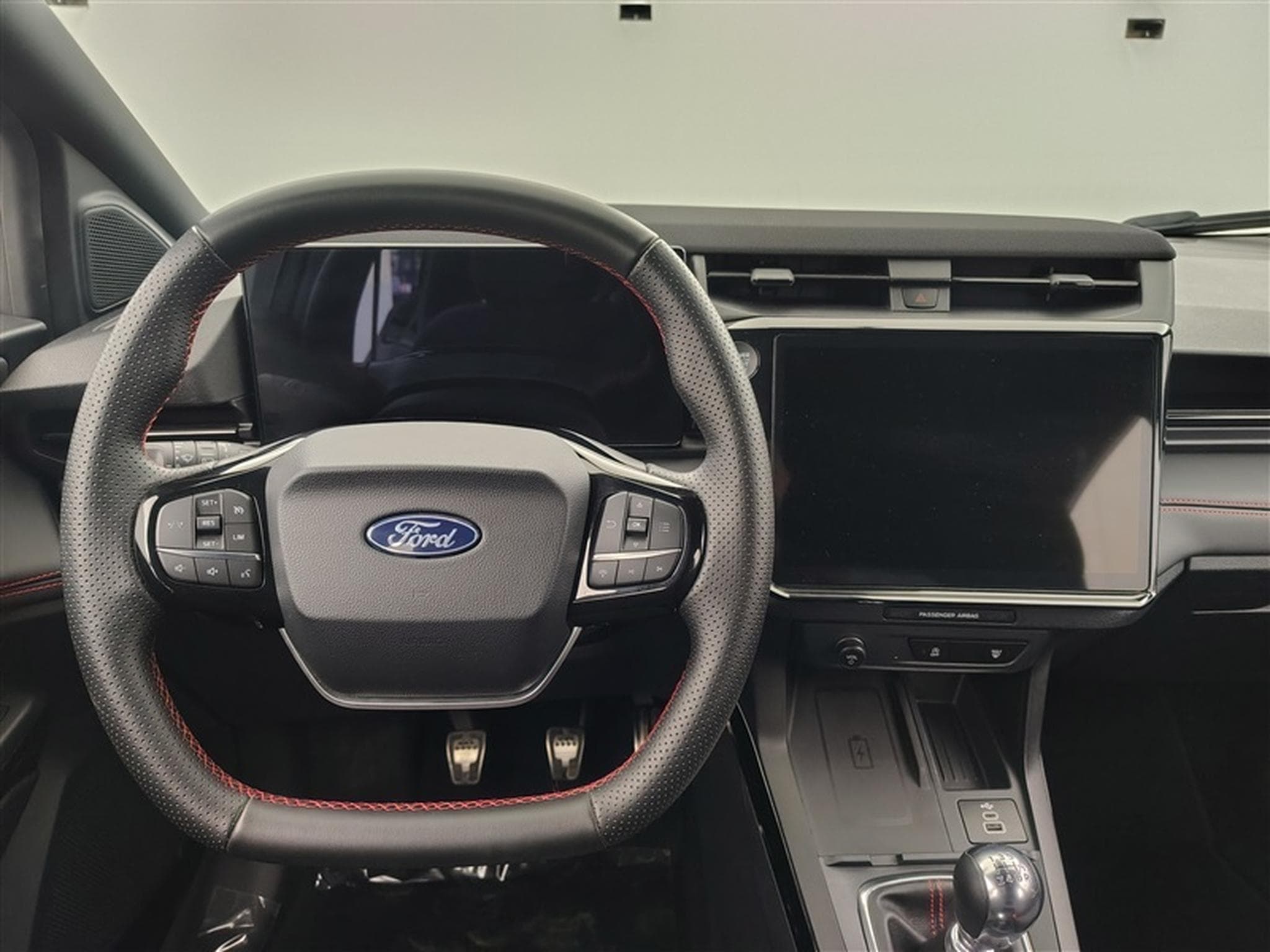 Ford Puma 1.0 EcoBoost mHEV 125cv ST-Line NAVI / FULL LED / CAMERA (2025) - Photo 9