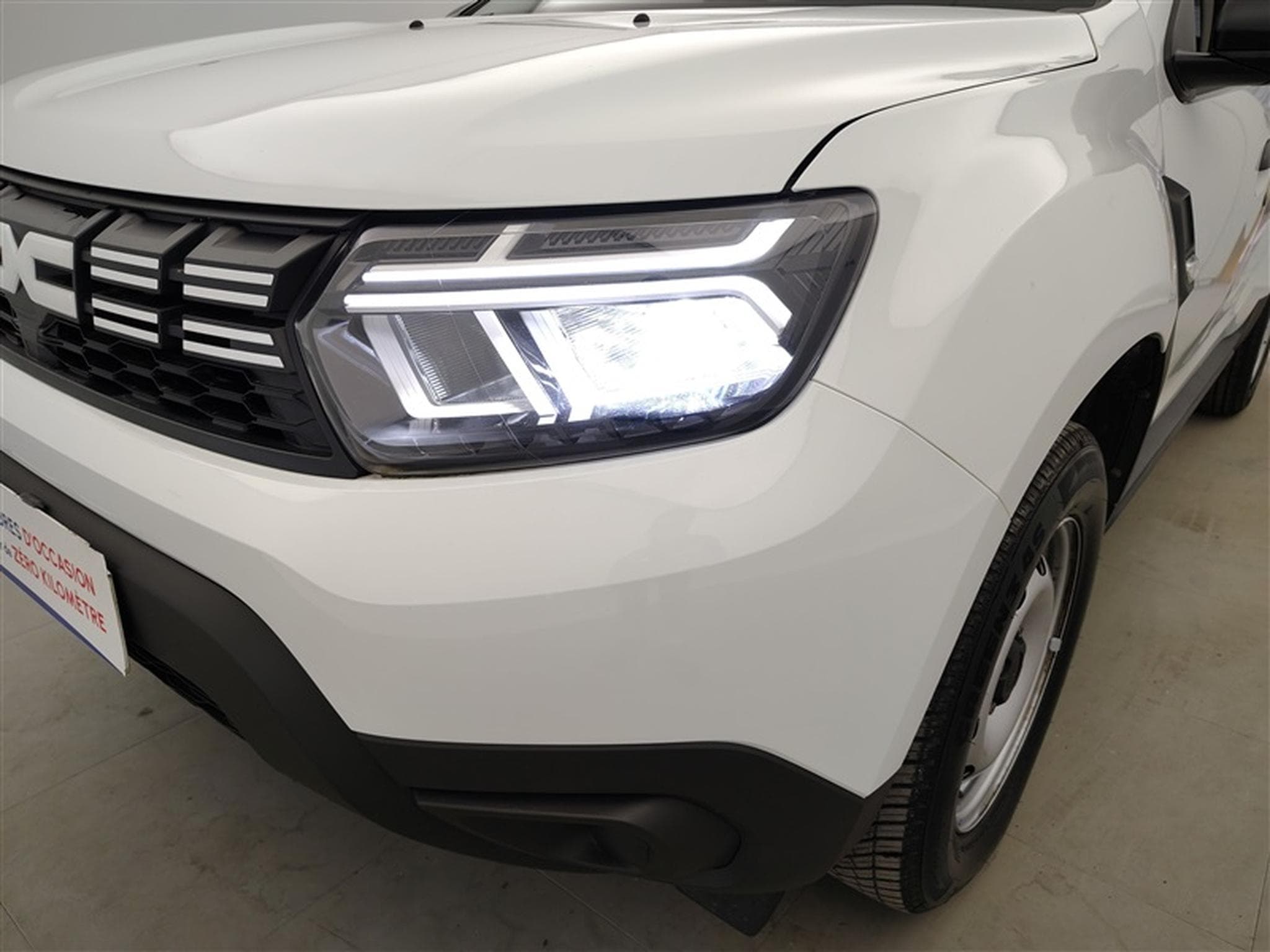 Dacia Duster 1.0 TCe Essential GPF (2023) - Photo 15