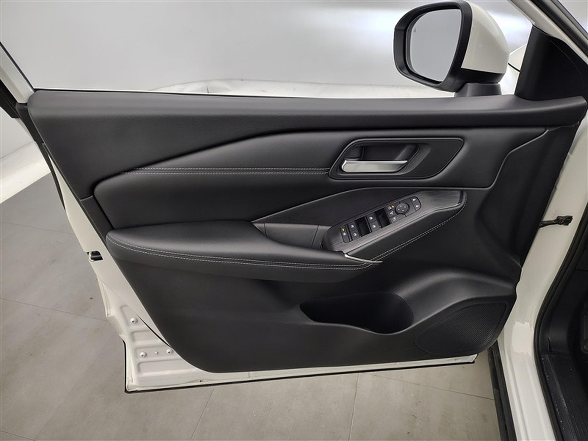 Nissan Qashqai e-Power 1.5 DIG-T Business Edition (2023) - Photo 17