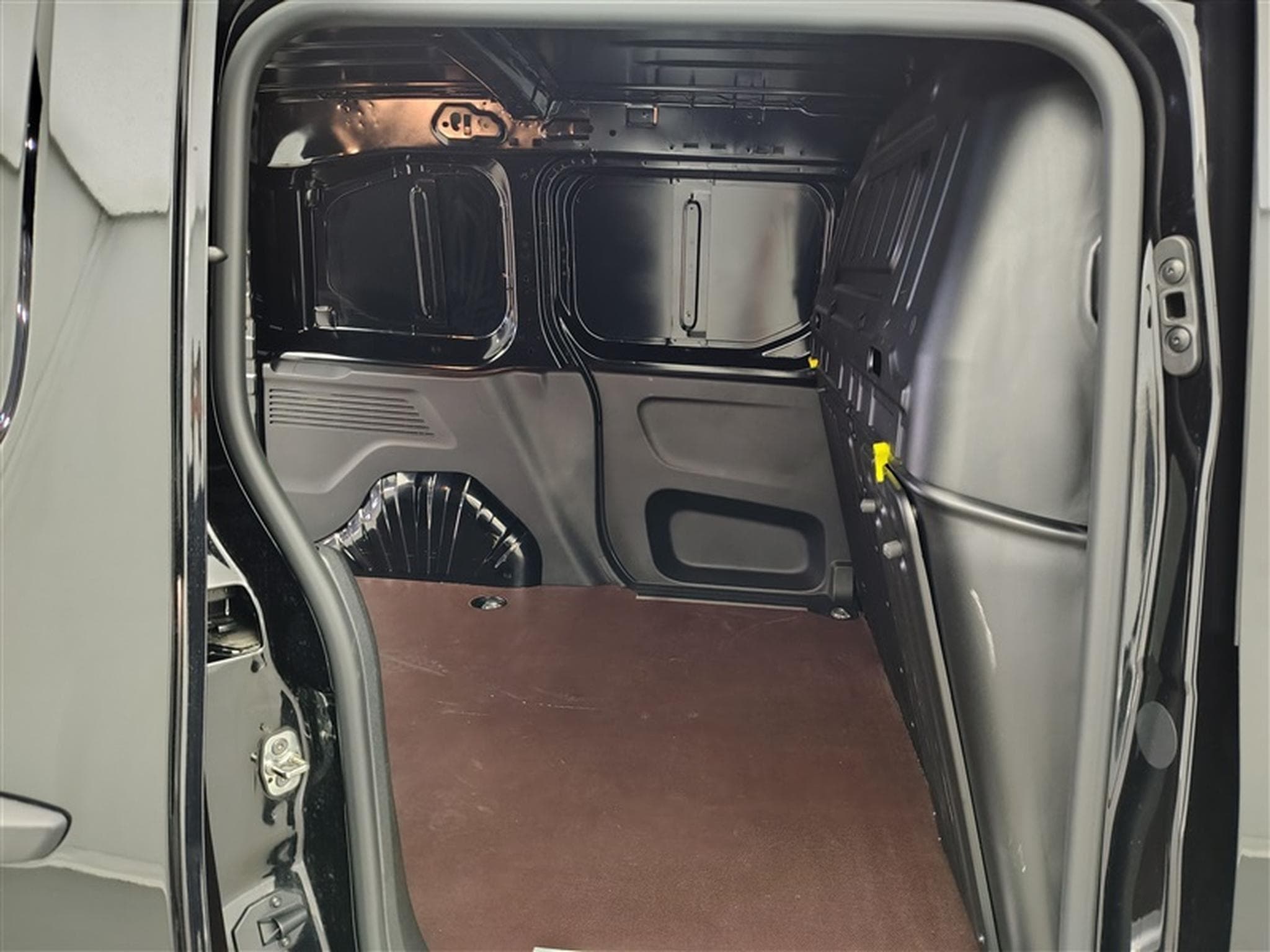 Opel Combo 1.5 TD BlueInj. 3PL  NAVI / FULL LED / PDC AV-AR (2025) - Photo 13