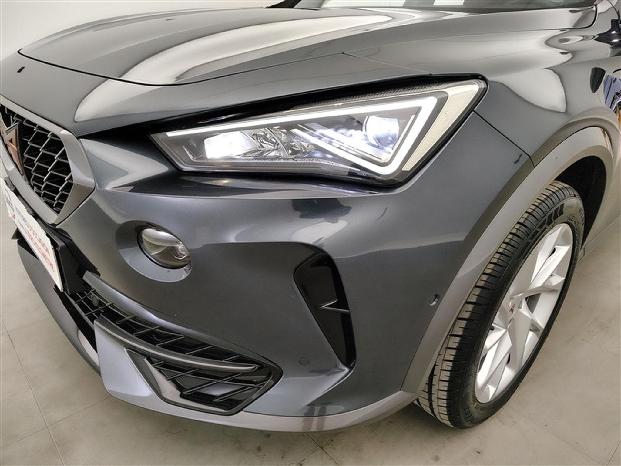 Cupra Formentor 1.4 e-Hybrid PHEV DSG NAVI / S-CUIR / FULL LED (2023) - Photo 15