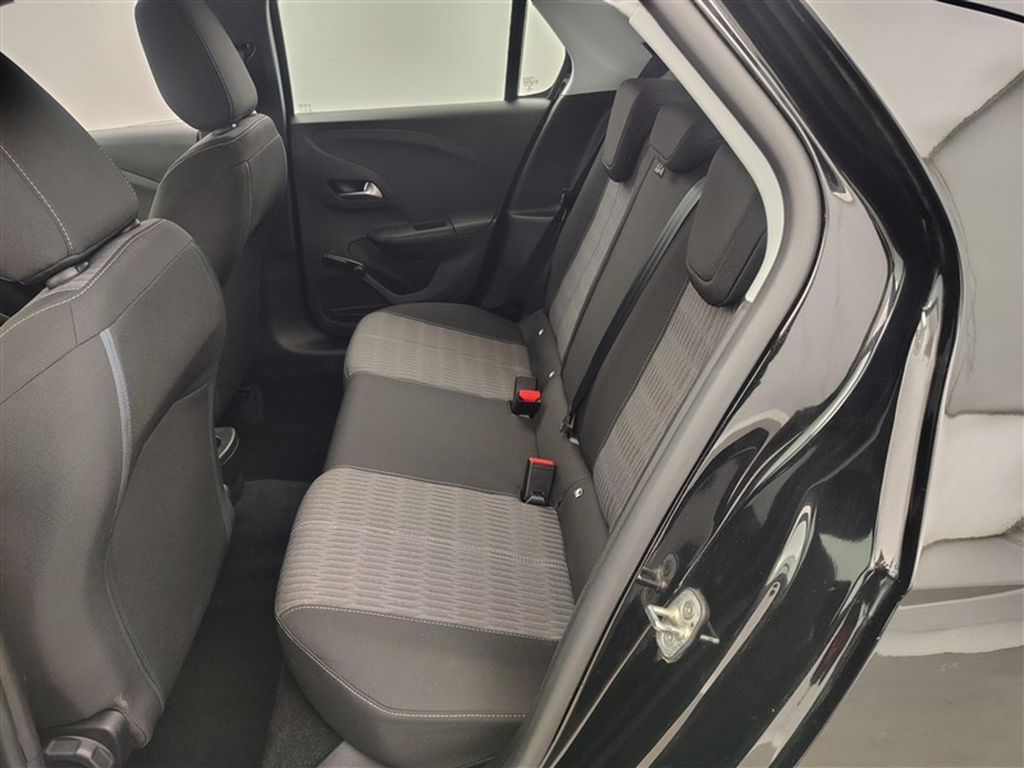 Opel Corsa 1.2 Turbo Edition NAVI/LED/JA/PDC/CAMERA/CARPLAY (2023) - Photo 13
