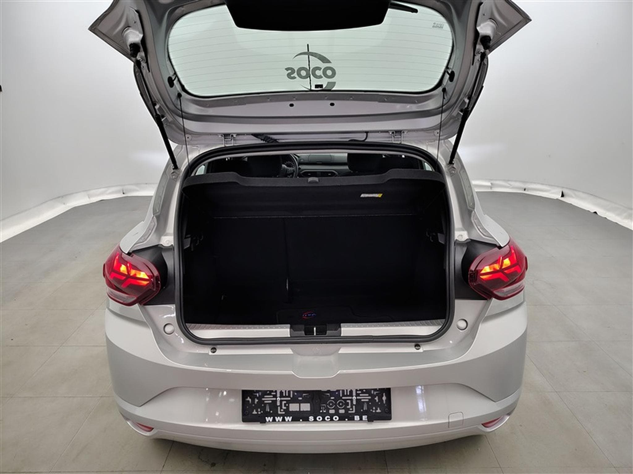 Dacia Sandero 1.0i SCe Essential (2023) - Photo 14