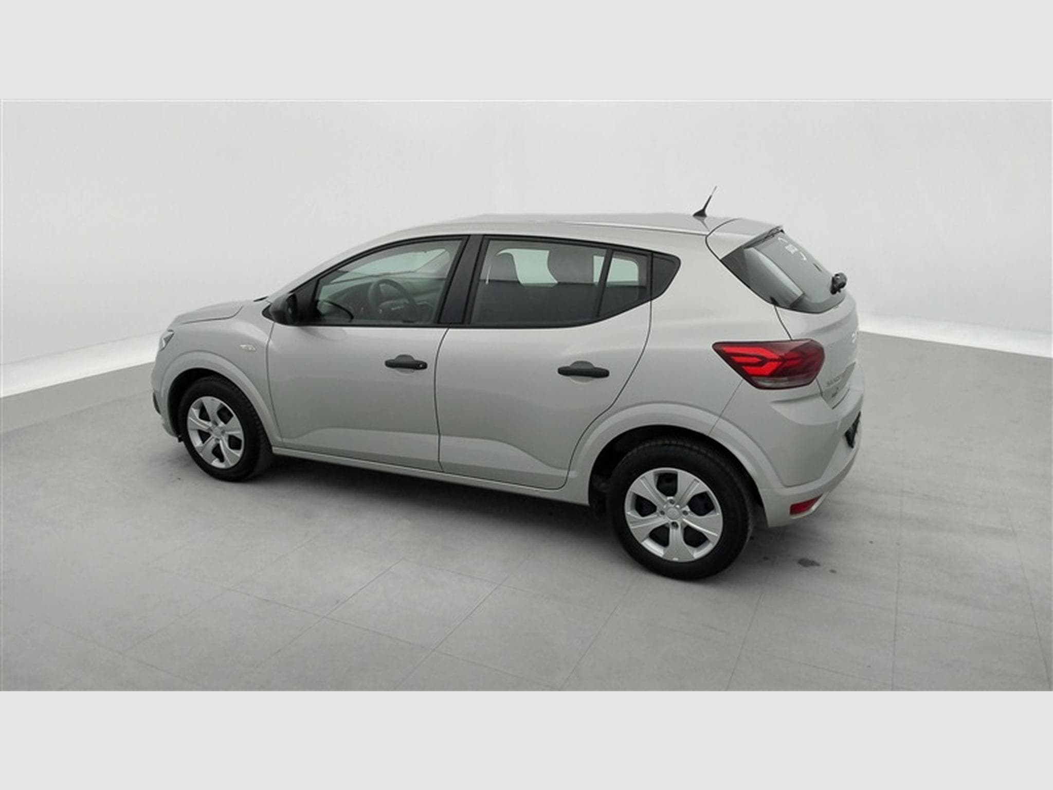 Dacia Sandero 1.0i SCe Essential (2023) - Photo 25