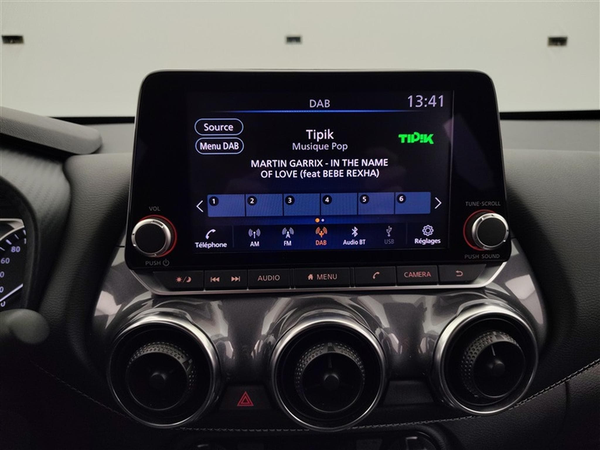 Nissan Juke 1.0 DIG-T N-Connecta DCT (2024) - Photo 11