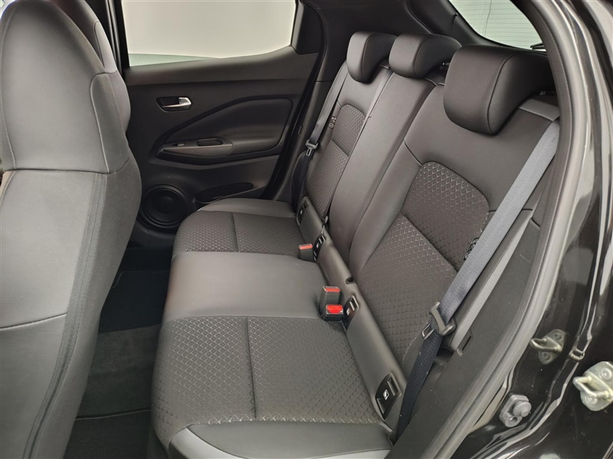 Nissan Juke 1.0 DIG-T N-Connecta DCT (2024) - Photo 13