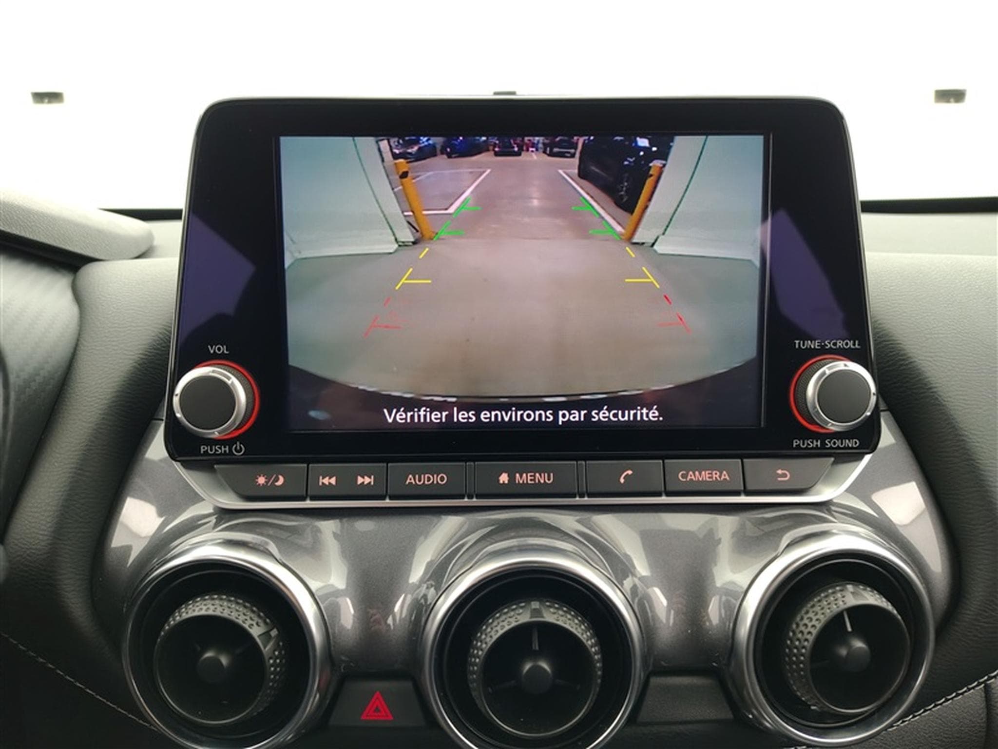 Nissan Juke 1.0 DIG-T N-Connecta DCT (2024) - Photo 18