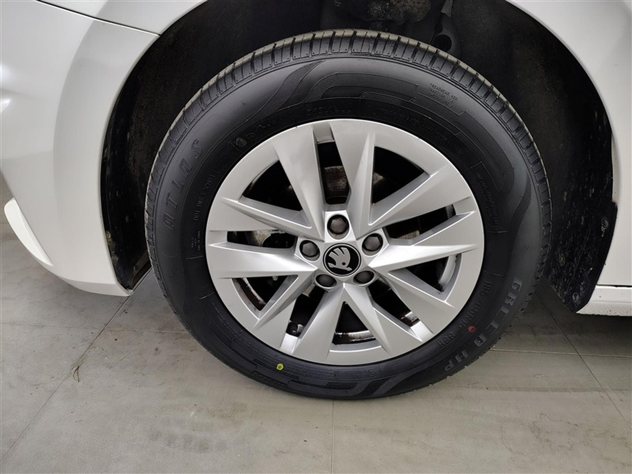 Skoda Fabia 1.0 TSI 95cv Selection CARPLAY / PDC / ALU (2025) - Photo 6