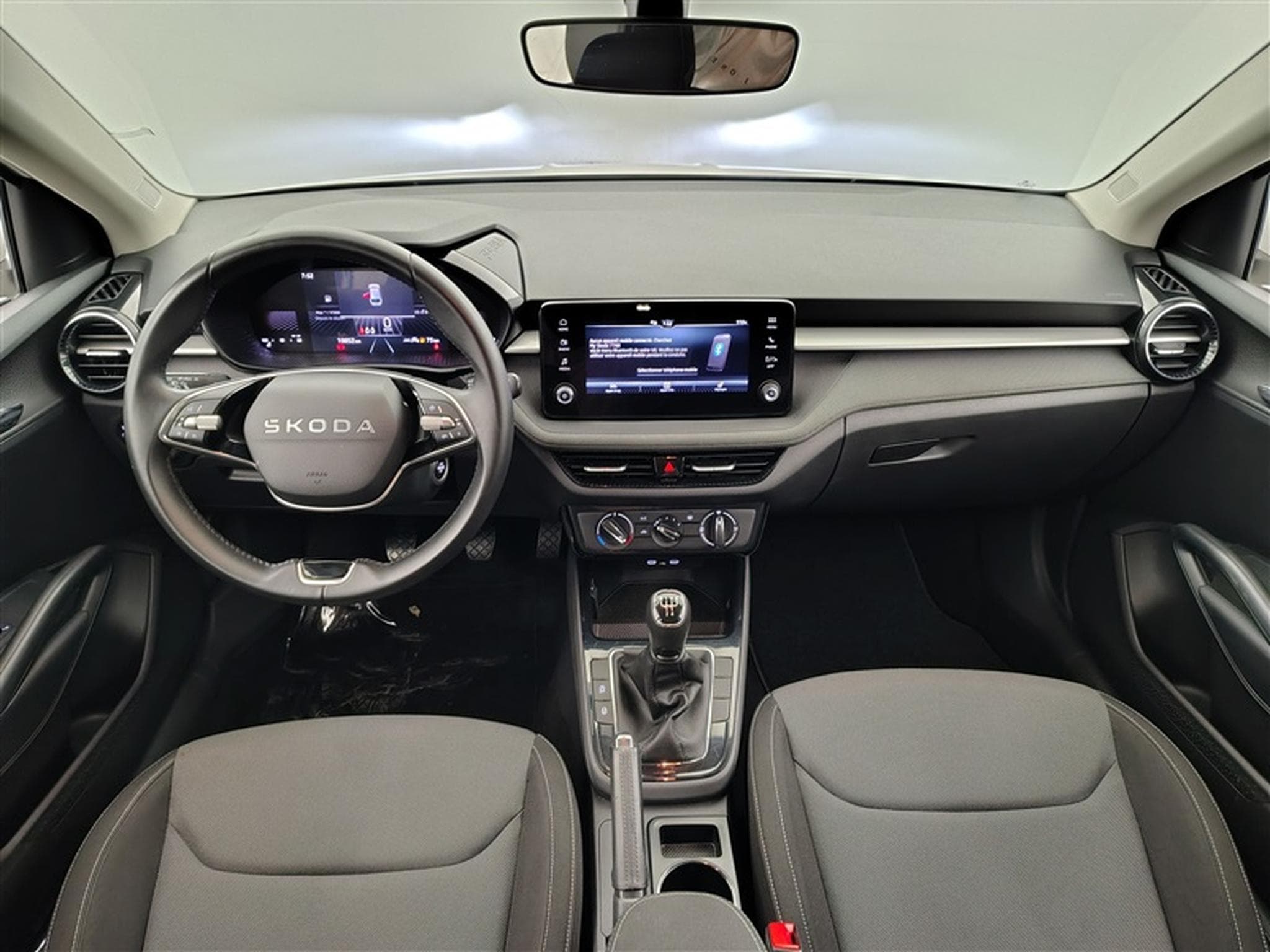 Skoda Fabia 1.0 TSI 95cv Selection CARPLAY / PDC / ALU (2025) - Photo 8