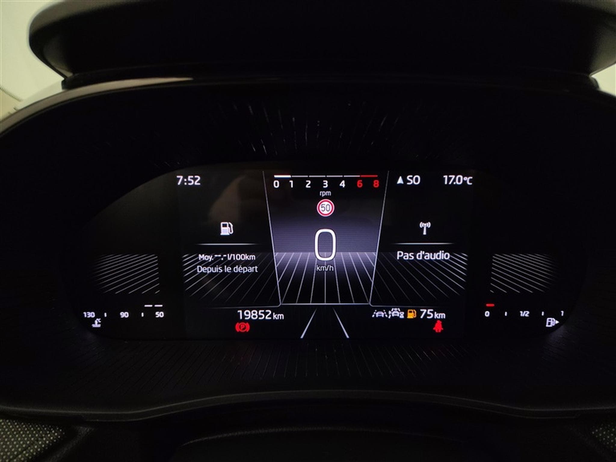 Skoda Fabia 1.0 TSI 95cv Selection CARPLAY / PDC / ALU (2025) - Photo 10