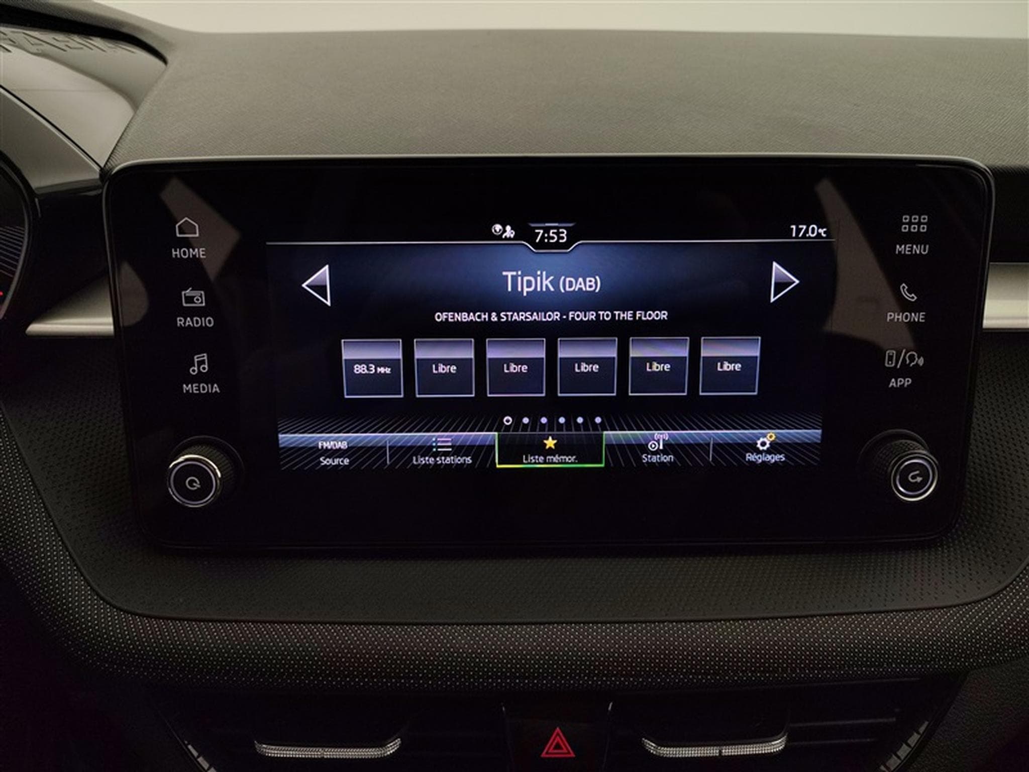 Skoda Fabia 1.0 TSI 95cv Selection CARPLAY / PDC / ALU (2025) - Photo 11
