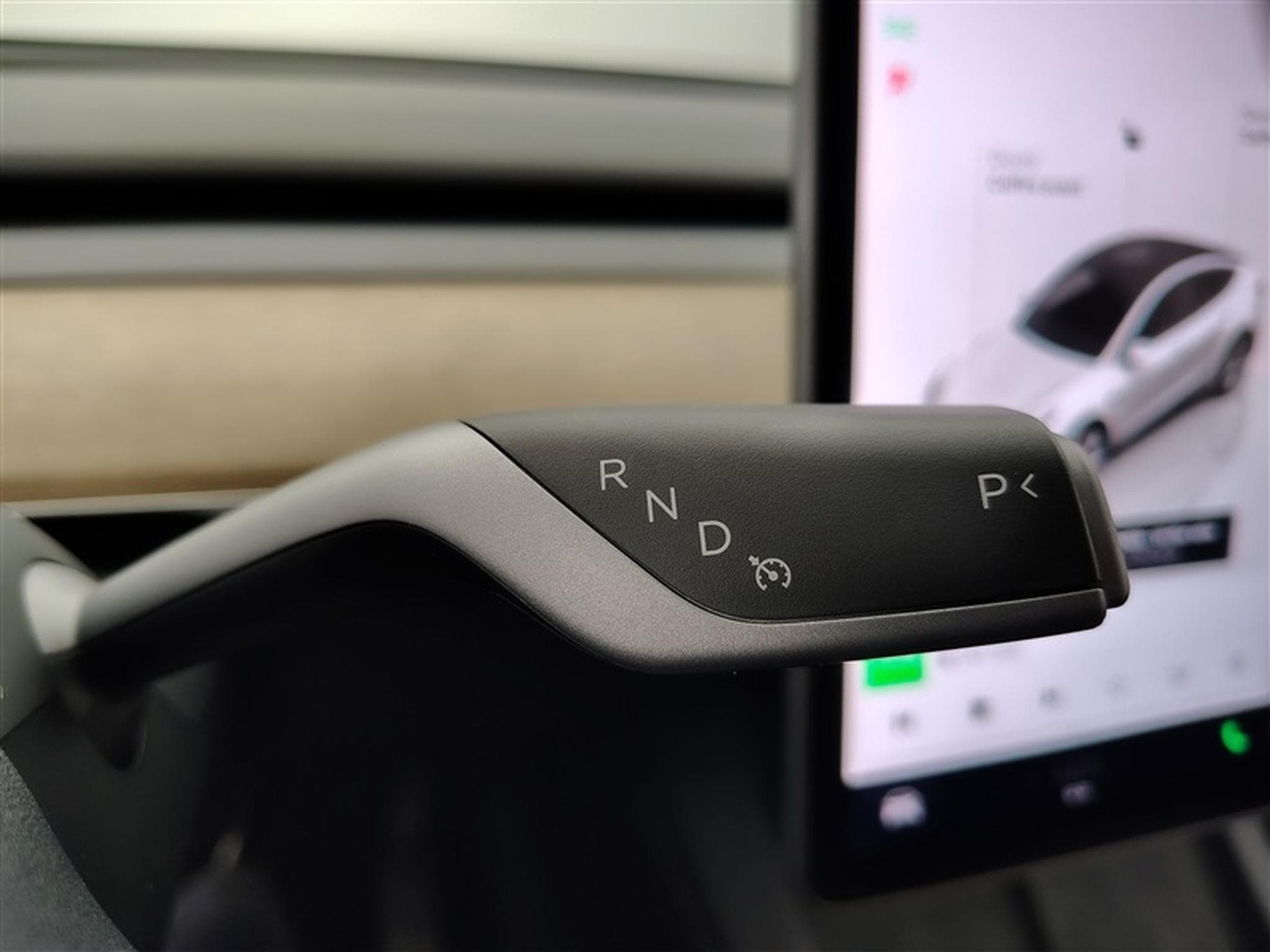 Tesla Model Y Dual Motor NAVI / FULL LED / PANO / CAMERA 360" / JA 19" (2022) - Photo 12