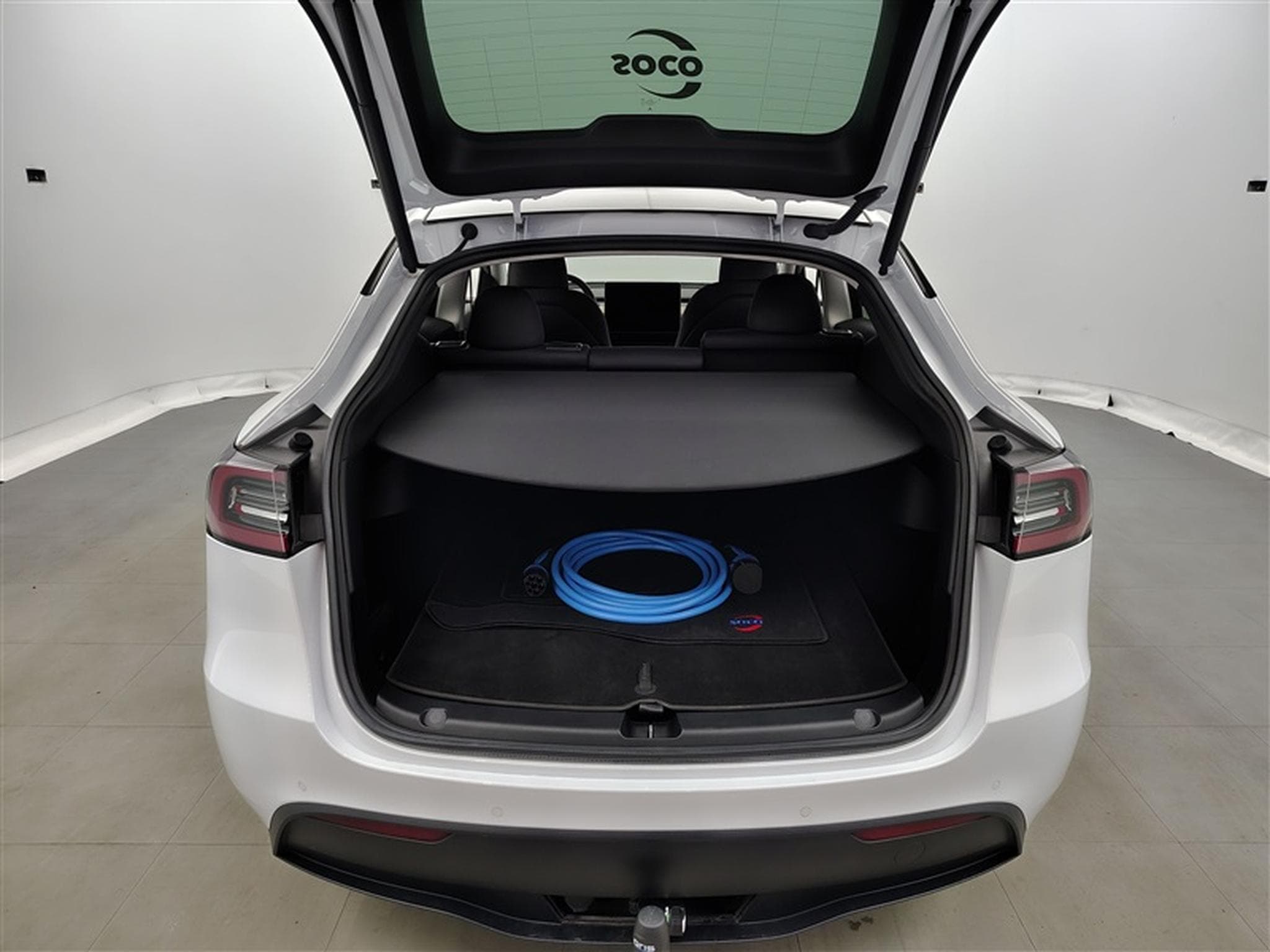 Tesla Model Y Dual Motor NAVI / FULL LED / PANO / CAMERA 360" / JA 19" (2022) - Photo 14