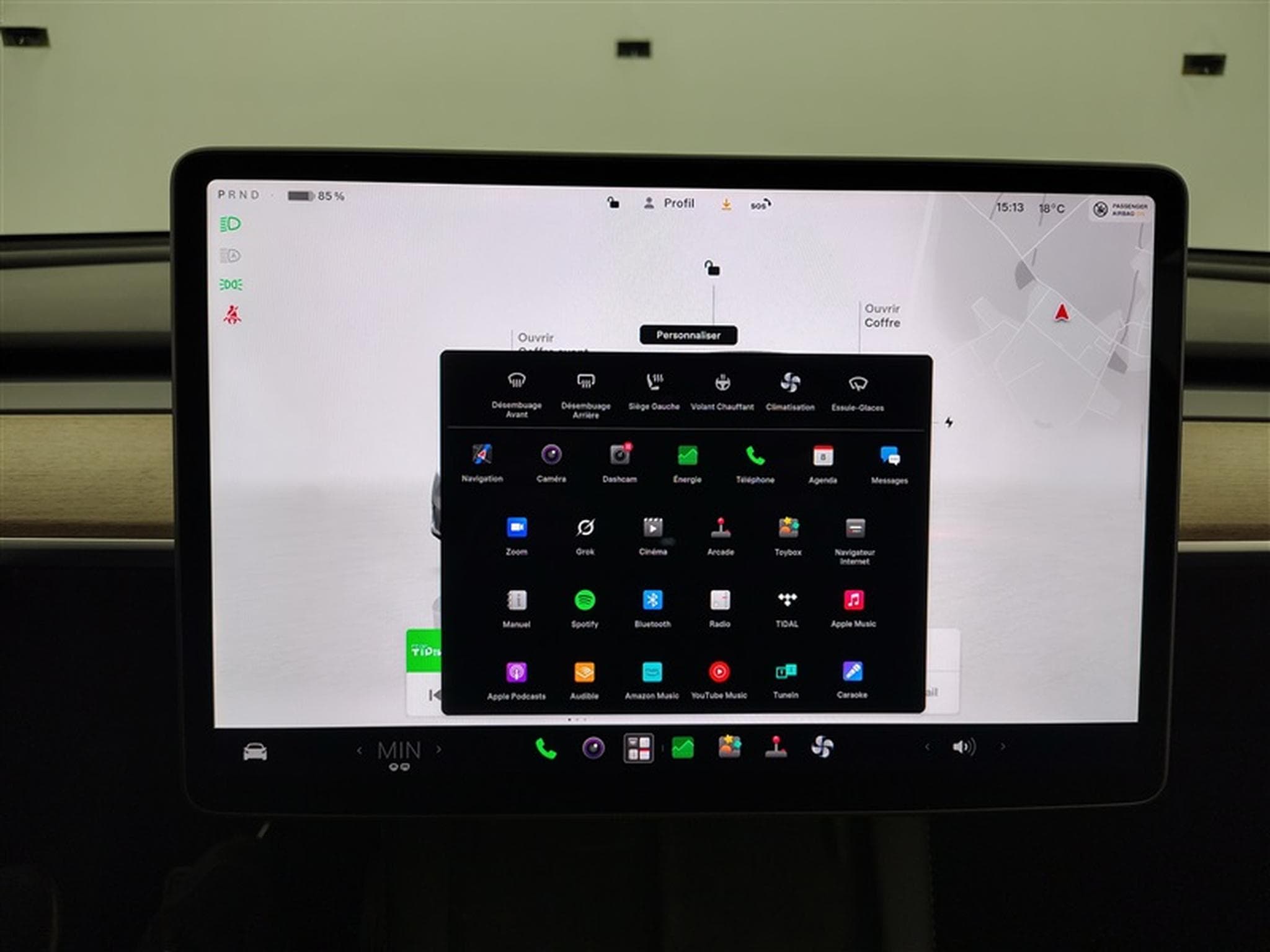 Tesla Model Y Dual Motor NAVI / FULL LED / PANO / CAMERA 360" / JA 19" (2022) - Photo 23
