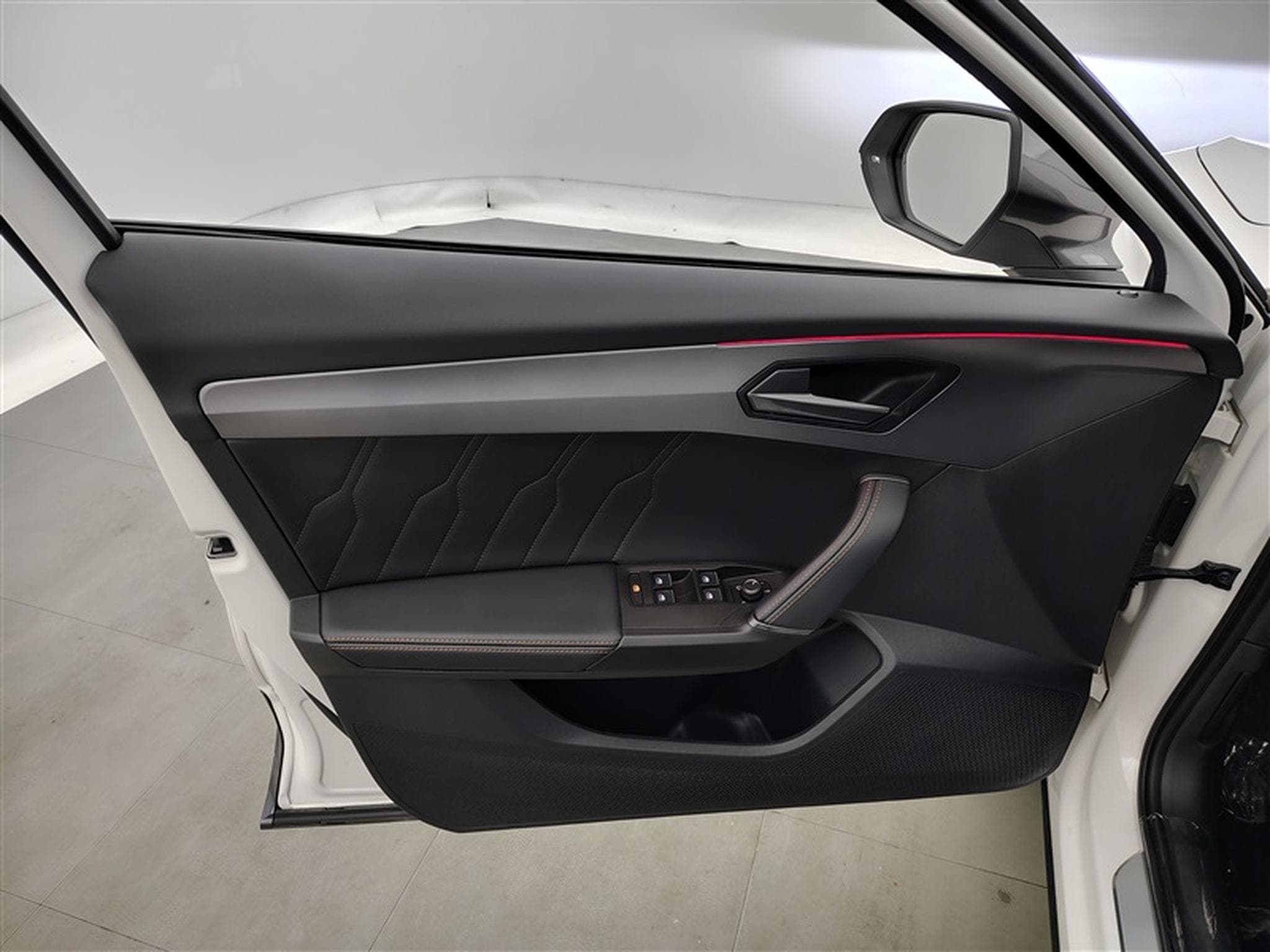 Cupra Formentor 1.5 TSI 150Cv DSG S-CUIR / PDC / FULL LED / ALU (2023) - Photo 17