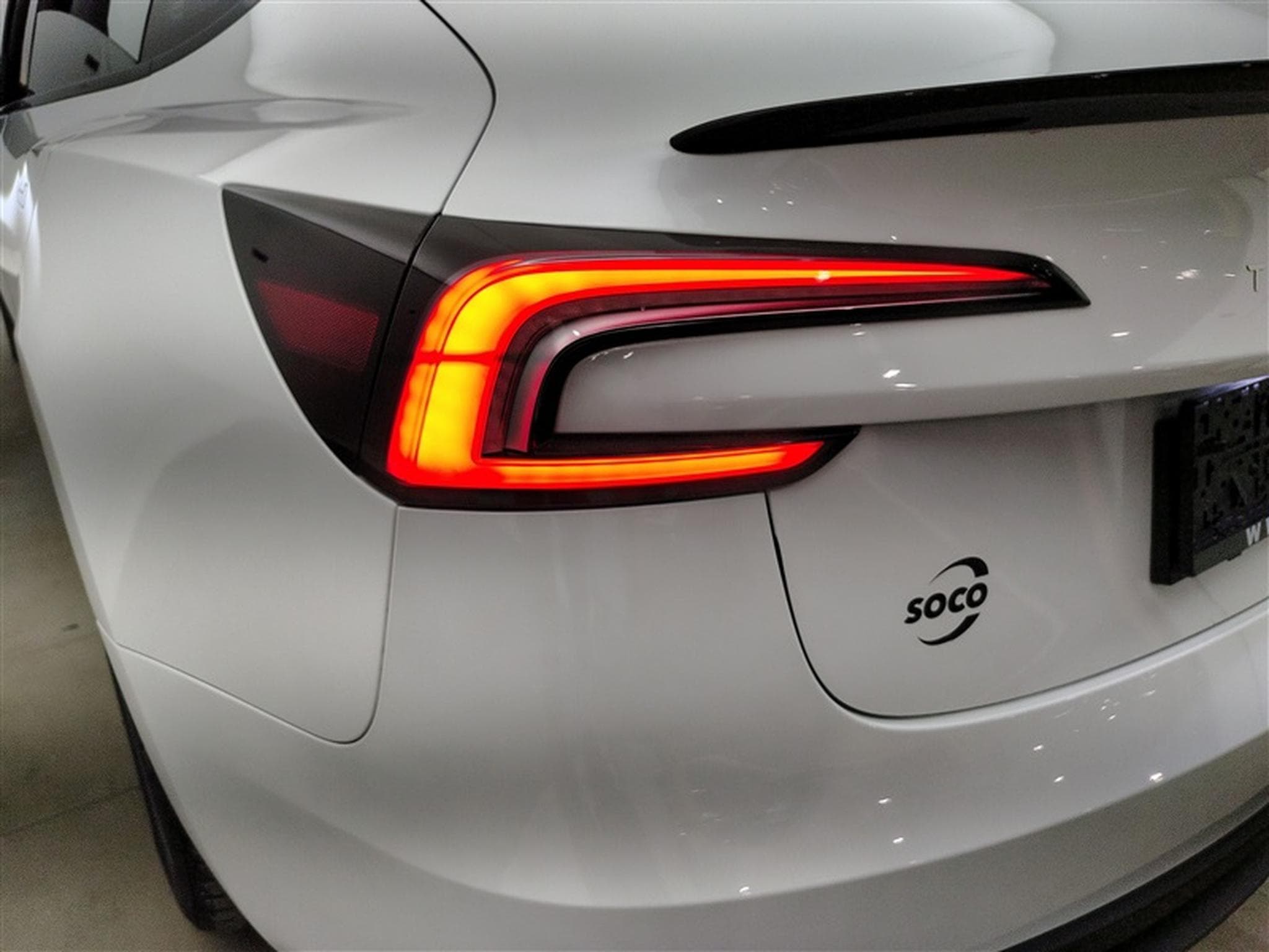 Tesla Model 3 Standard NAVI / FULL LED / CUIR / PANO / CAMERA 360° / JA 18 (2024) - Photo 16