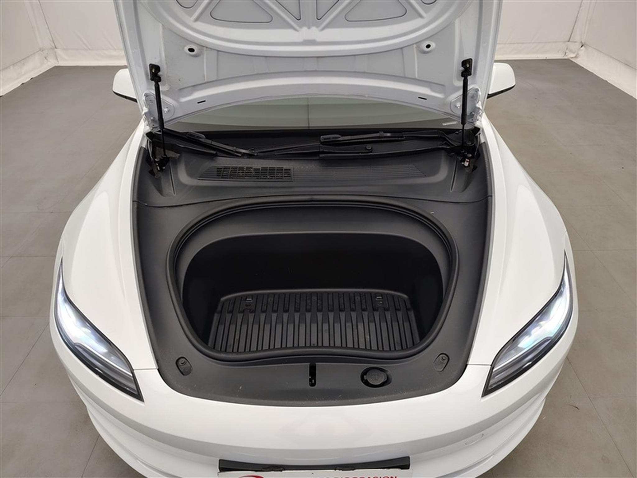 Tesla Model 3 Standard NAVI / FULL LED / CUIR / PANO / CAMERA 360° / JA 18 (2024) - Photo 21