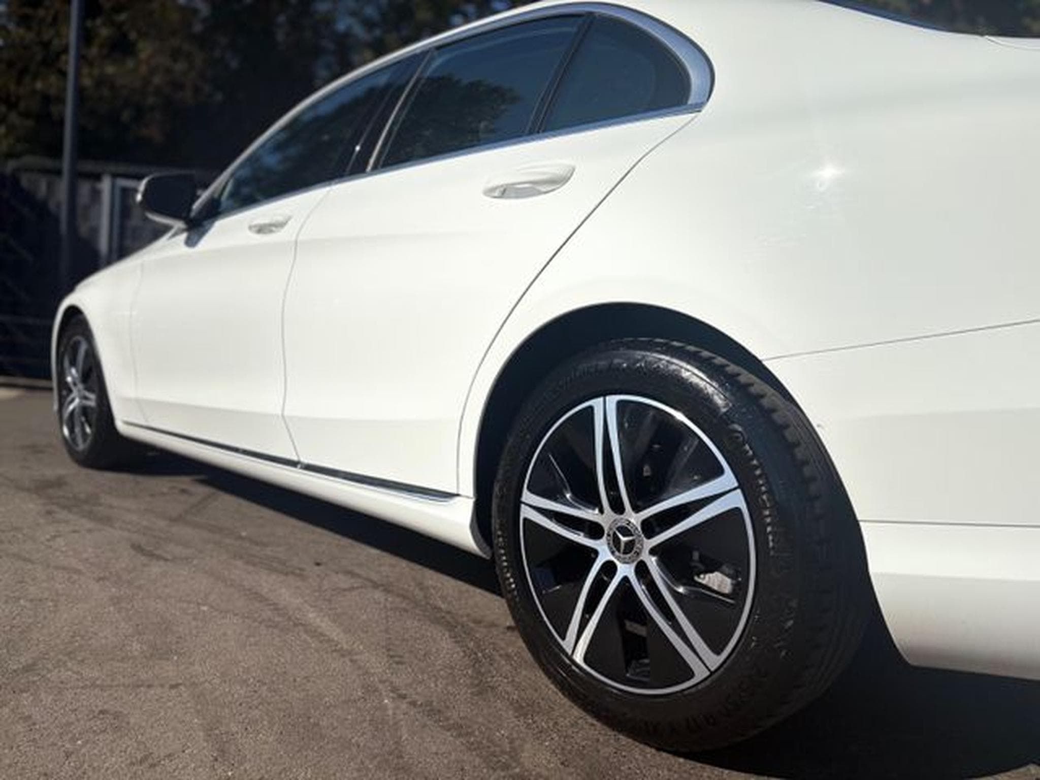 Mercedes C 180 C 180 *AVANTGARDE*KAMERA*SHZ*NAVI*AUTOMATIK* (2021) - Photo 14