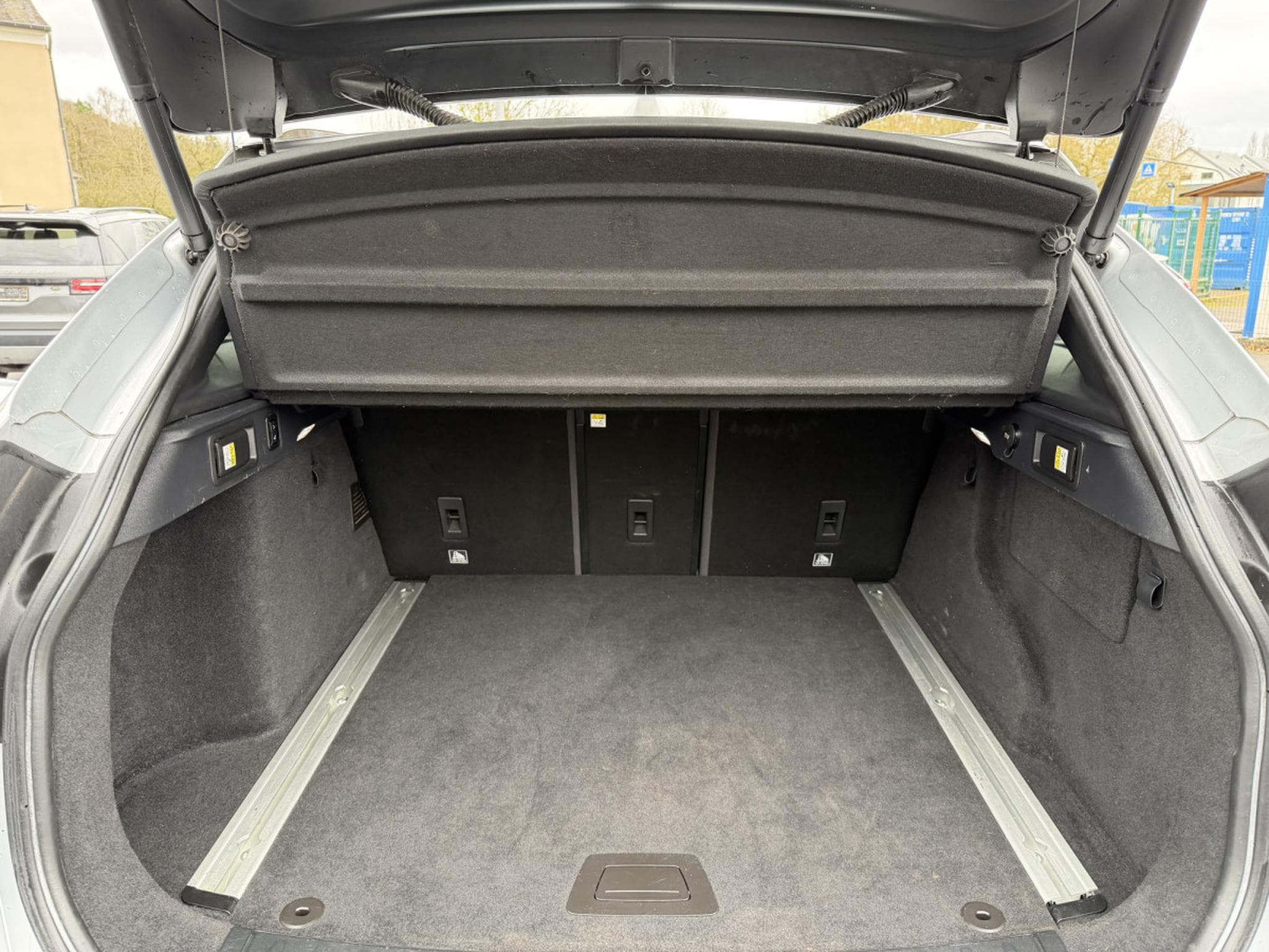 Jaguar F-Pace JAGUAR F-PACE 3.0D 300CV R-SPORT (2017) - Photo 8