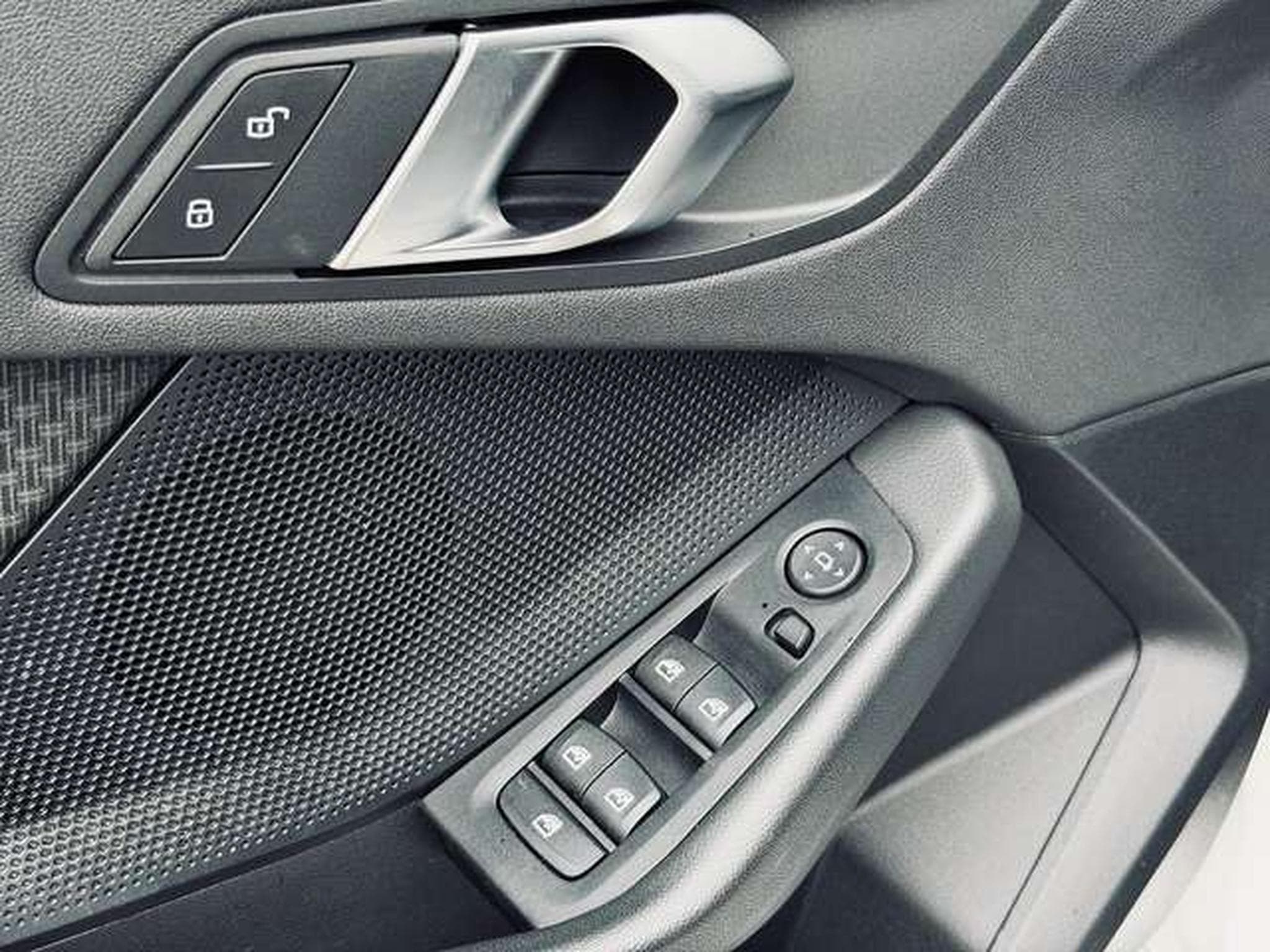 BMW 118 118i Automatique // Révisée Et Garantie 12 Mois✅✅✅ (2021) - Photo 12