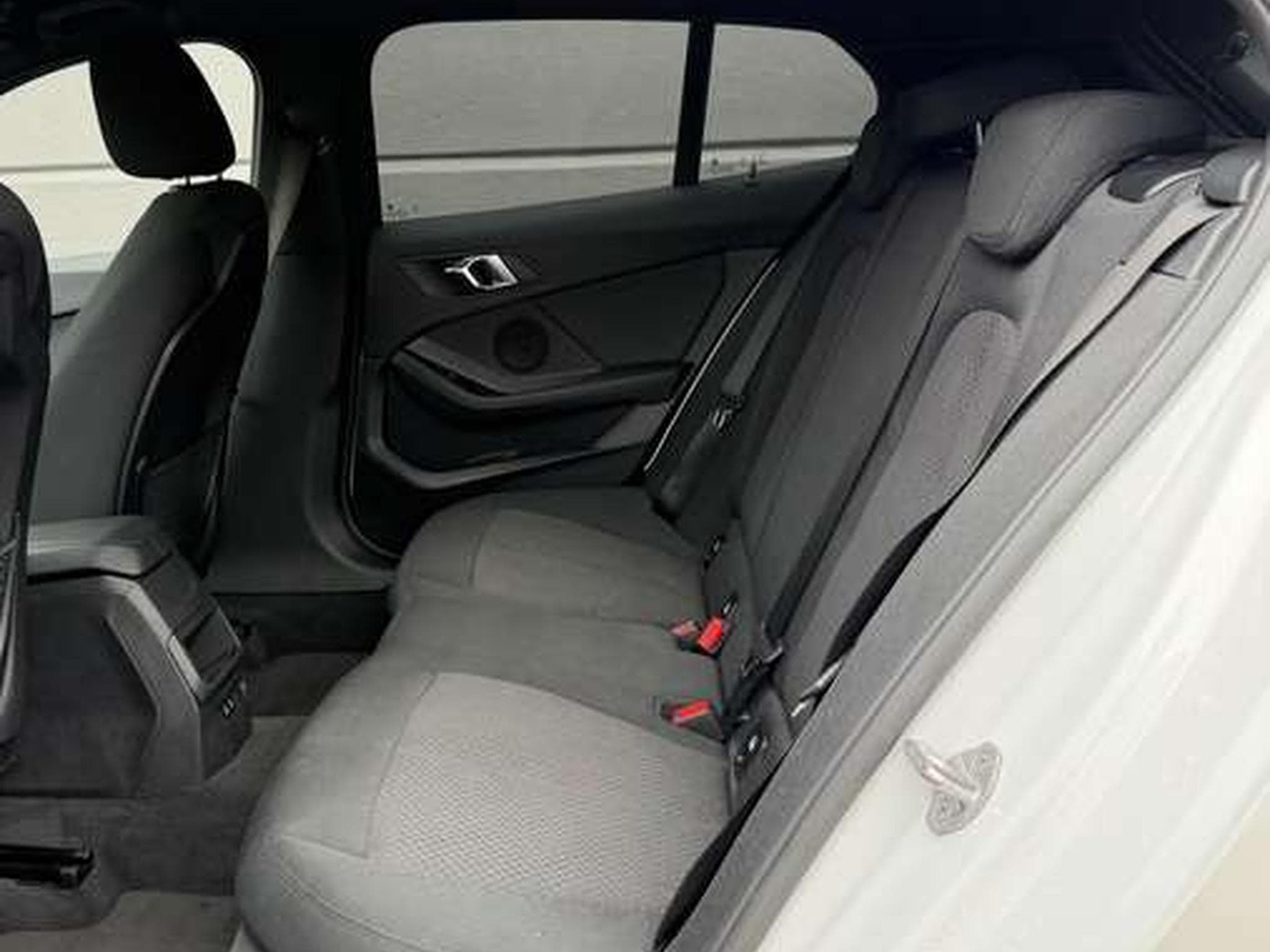 BMW 118 118i Automatique // Révisée Et Garantie 12 Mois✅✅✅ (2021) - Photo 14