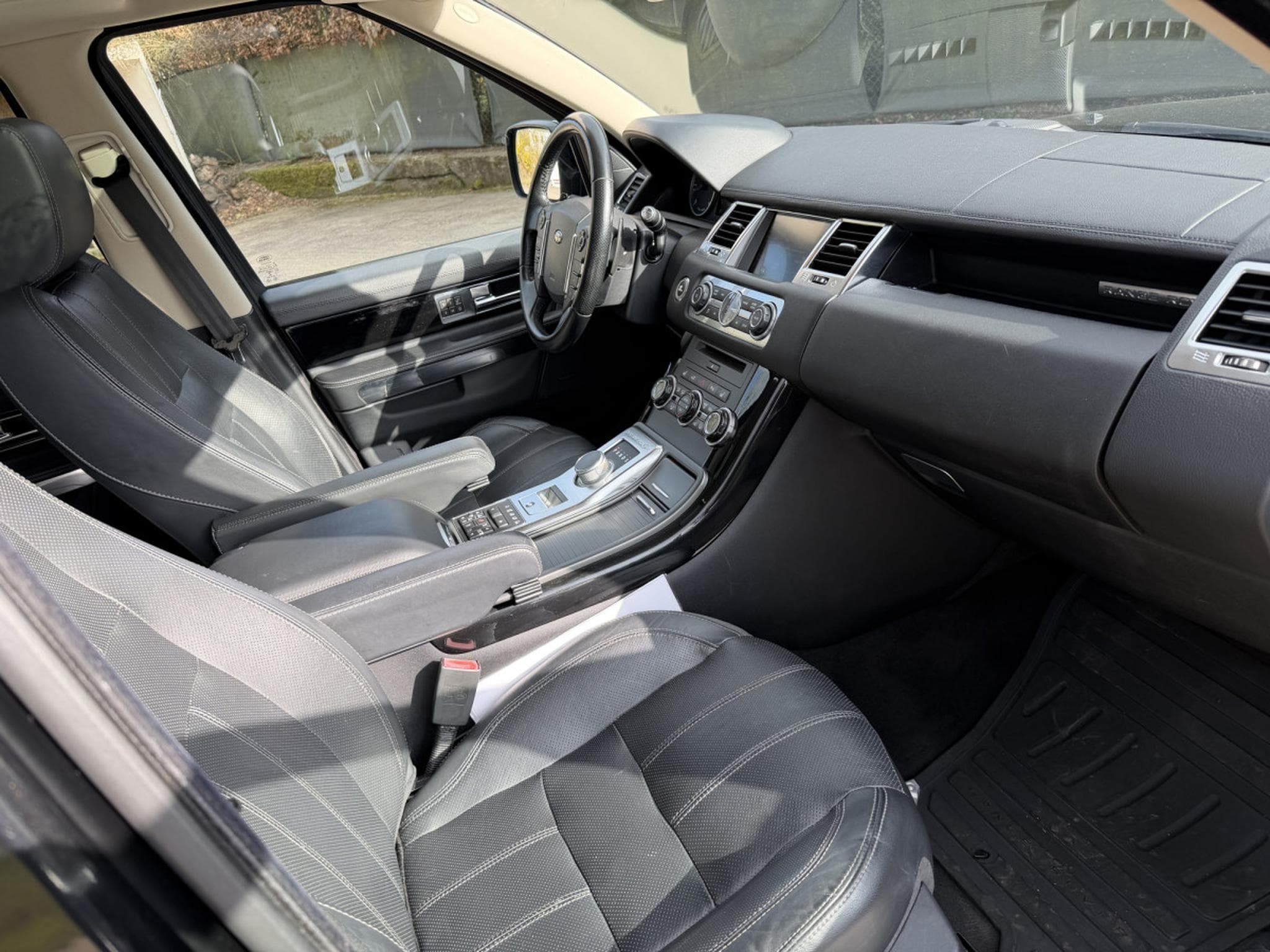 Land-Rover Range Rover Sport Range Rover Sport 3.0D 258CV LUXURY (2013) - Photo 3