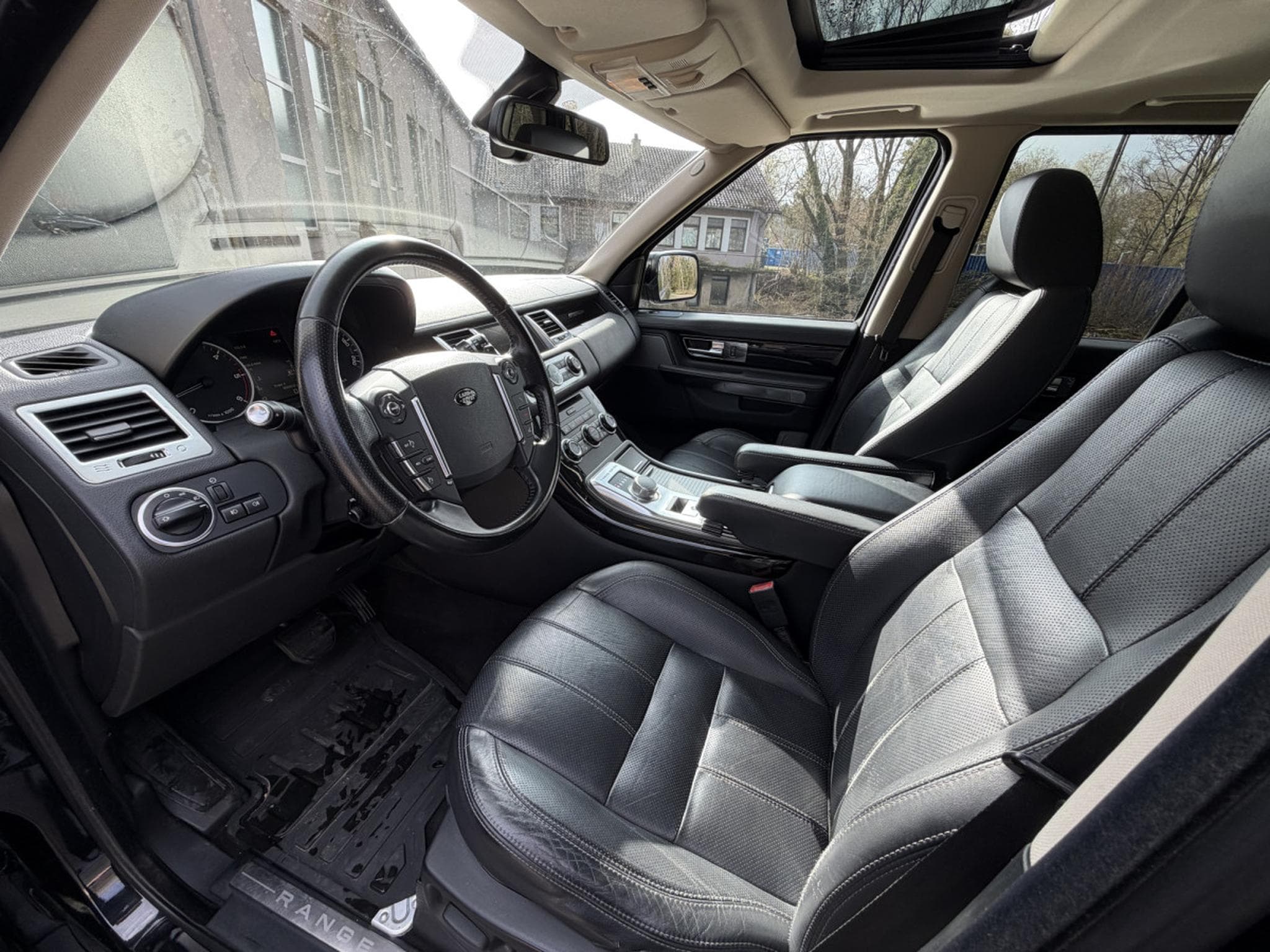 Land-Rover Range Rover Sport Range Rover Sport 3.0D 258CV LUXURY (2013) - Photo 5