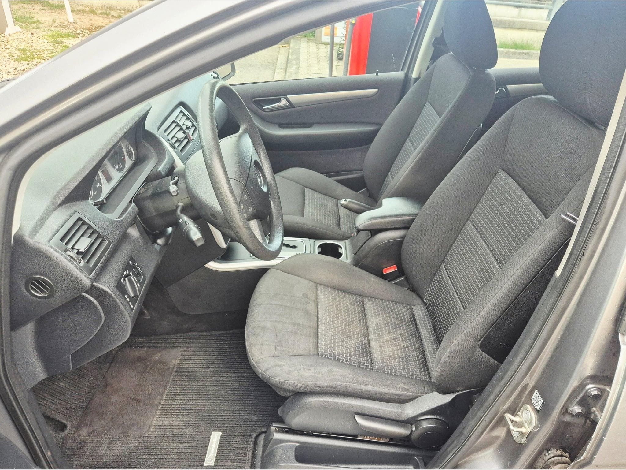 Mercedes B 180 EDITION Automatique (2008) - Photo 9
