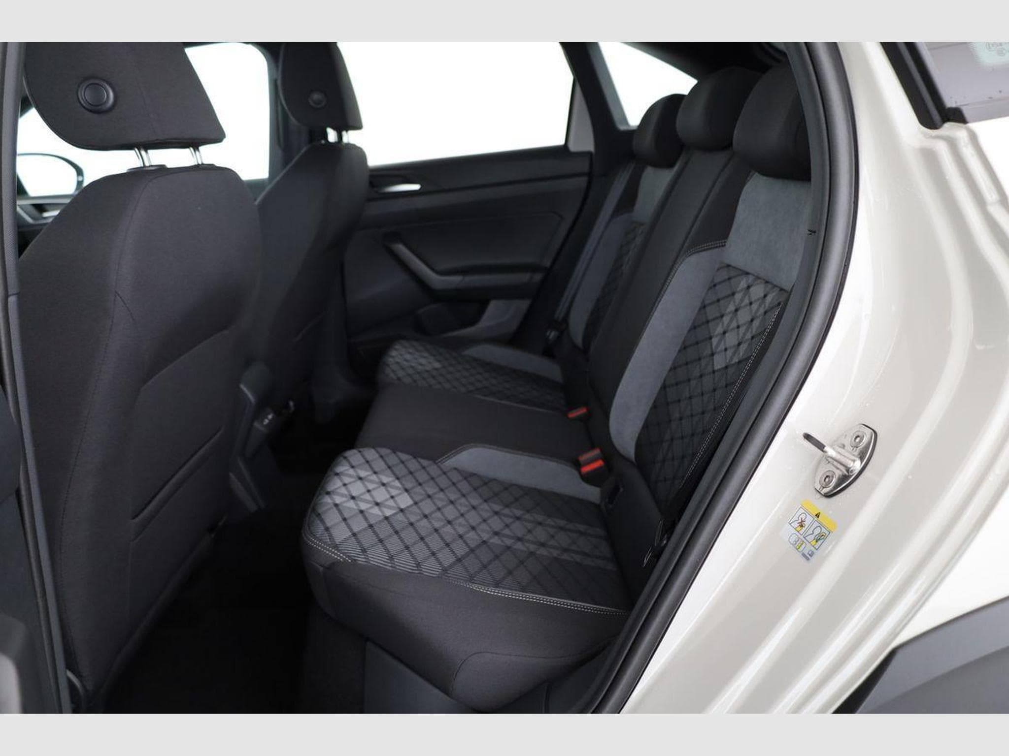 VW Taigo R-Line (2026) - Photo 10