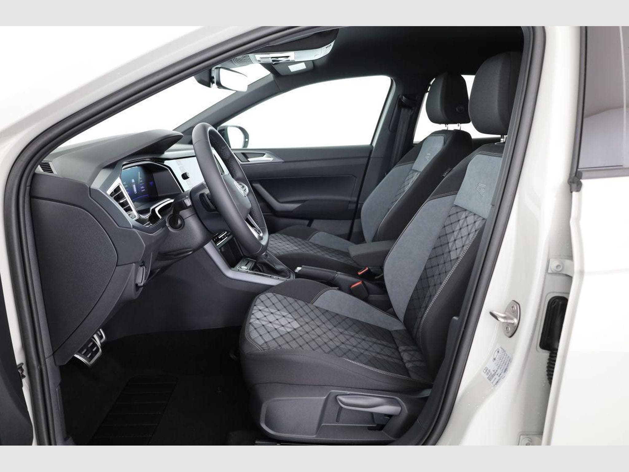 VW Taigo R-Line (2026) - Photo 9