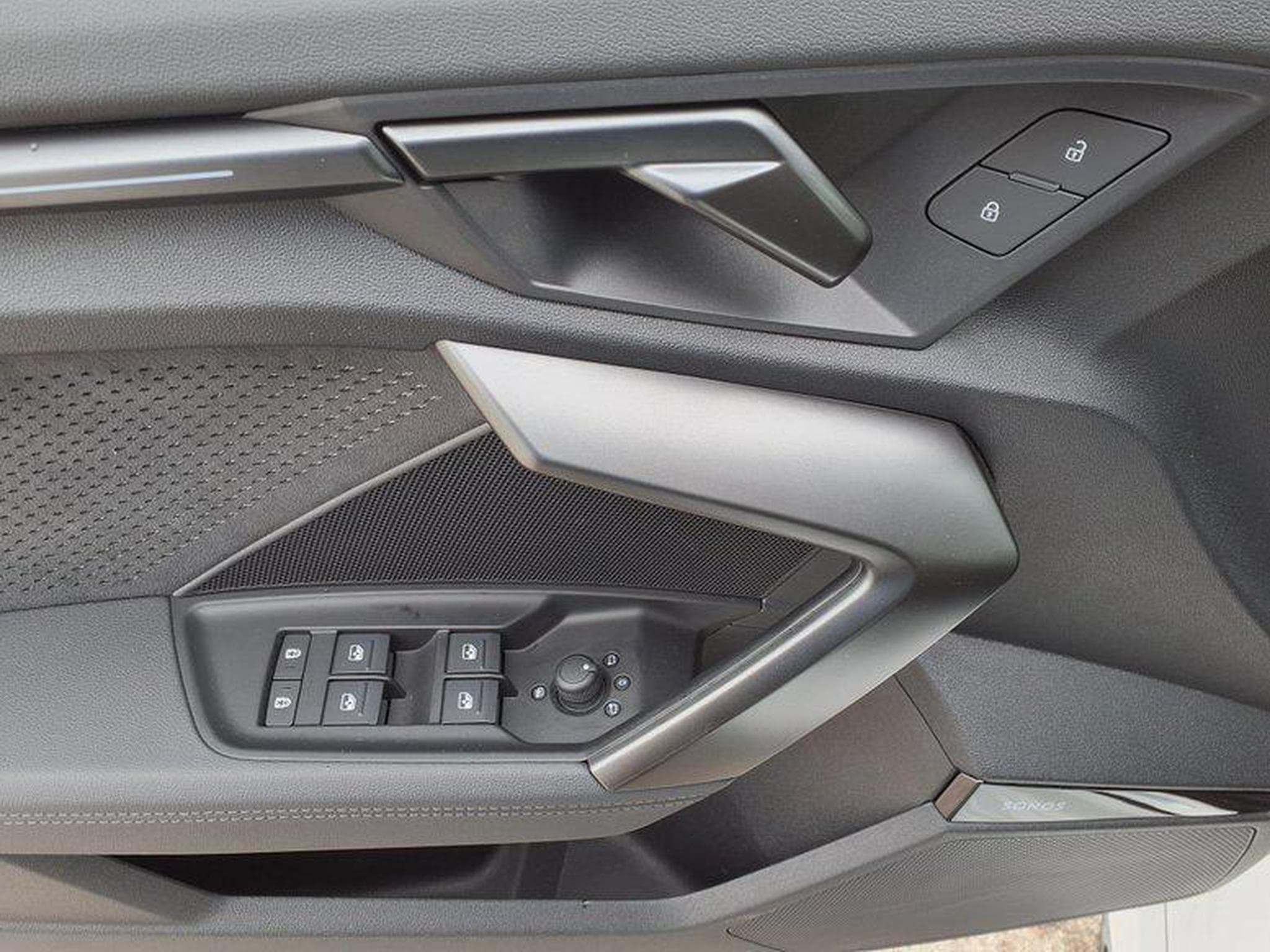 Audi RS3 Sportback 2.5 TFSI 7-Gang S tronic quattro (2026) - Photo 5