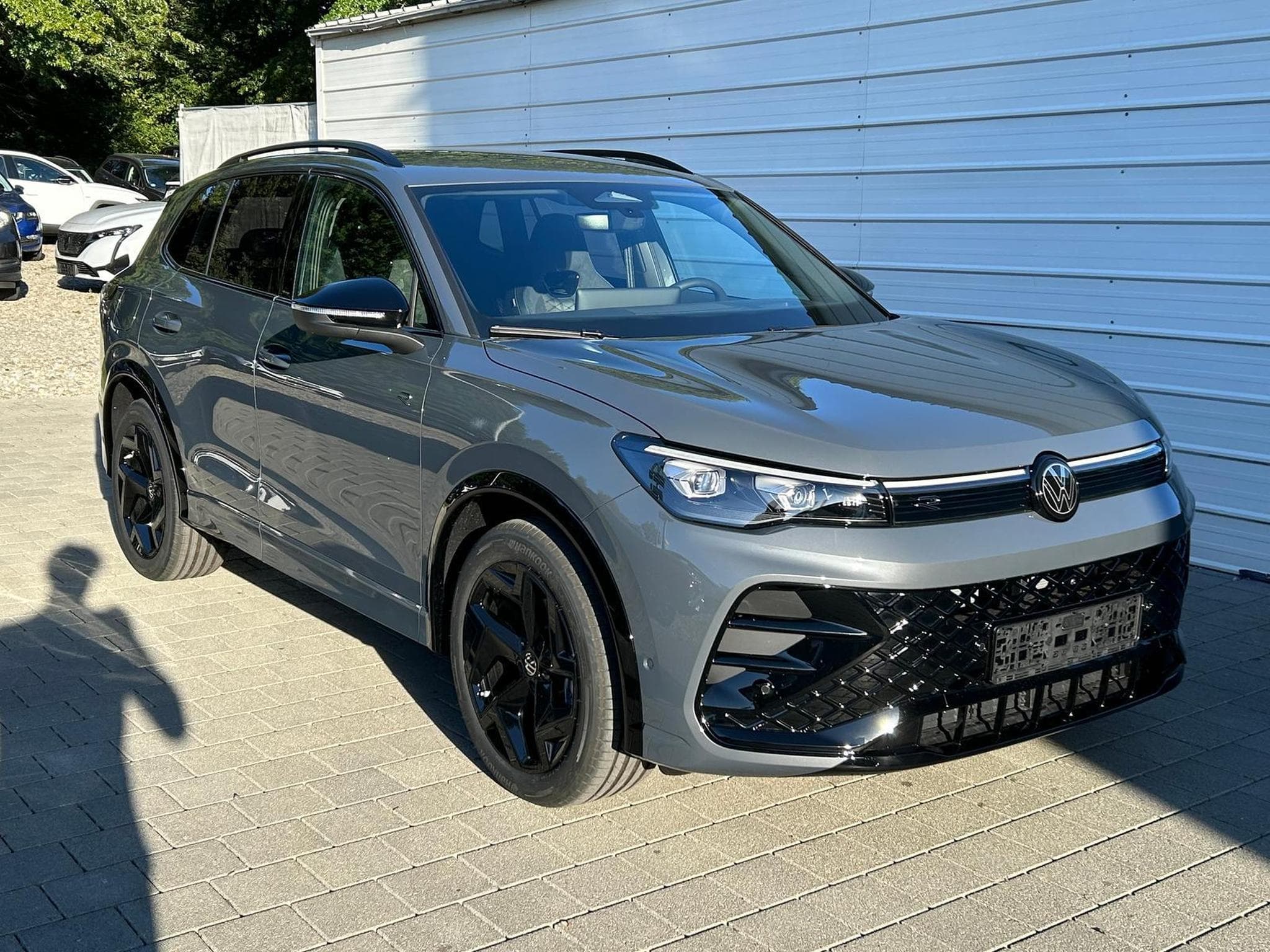 VW Tiguan R-Line (2026) - Photo 1