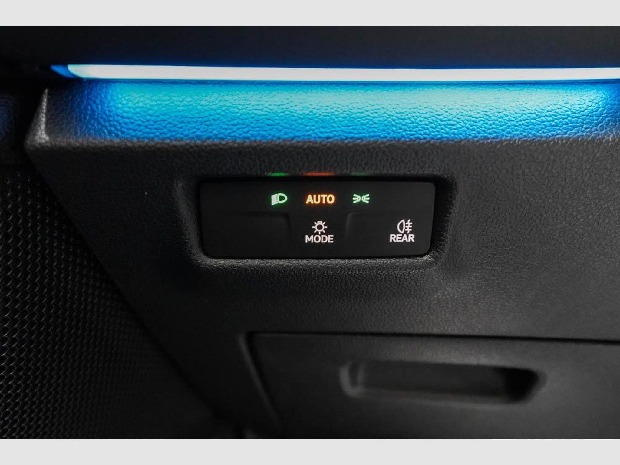 VW Tiguan 1,5 eTSI DSG (2026) - Photo 12