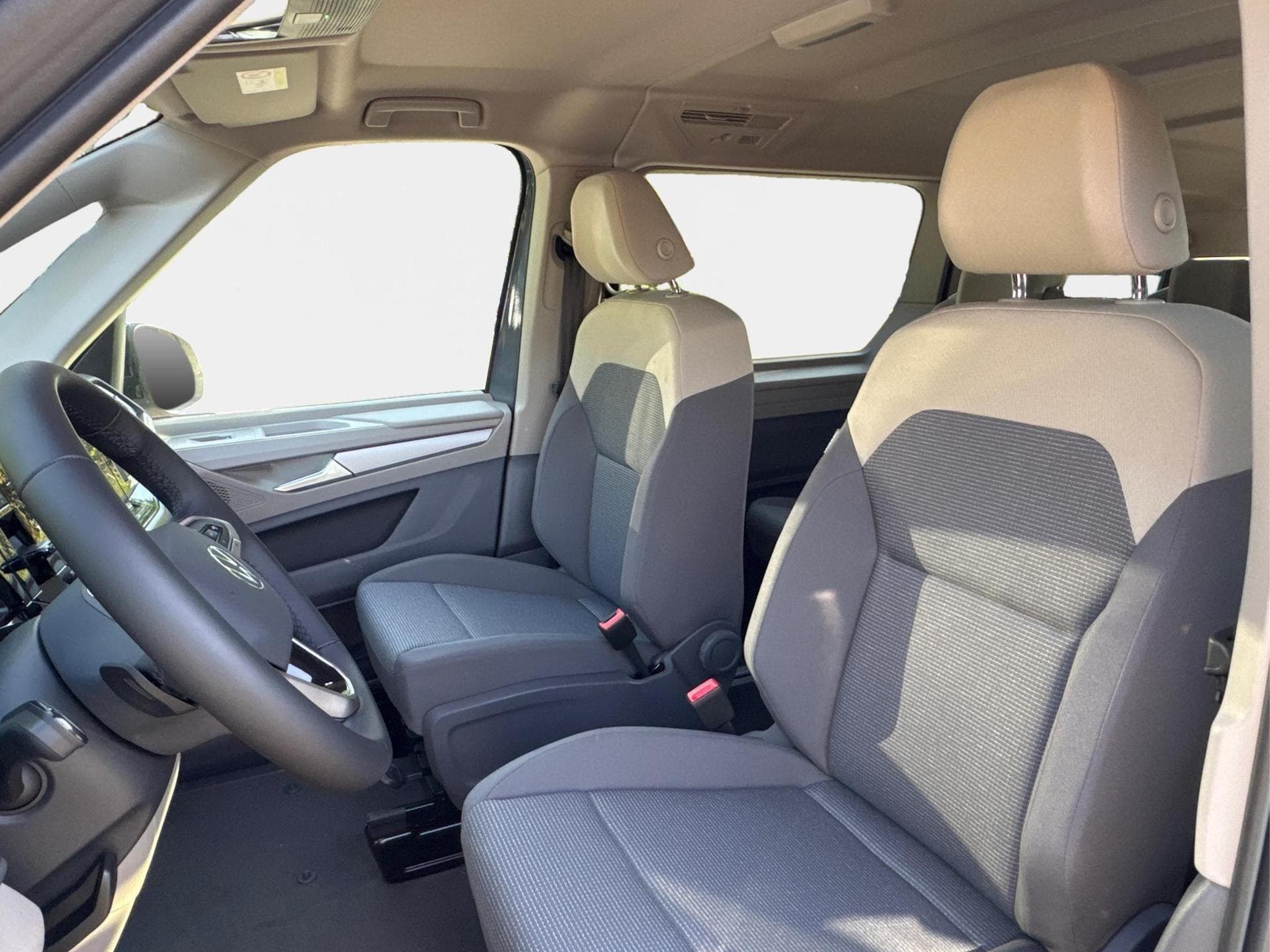 VW T7 Business (2026) - Photo 14
