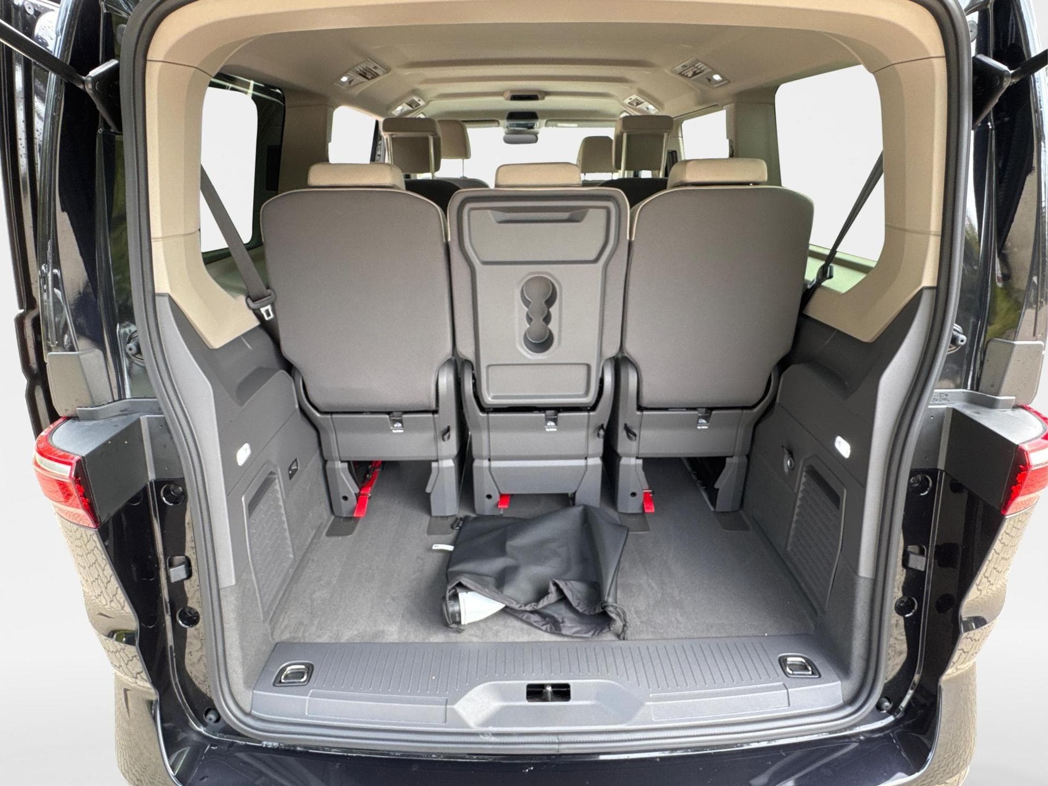 VW T7 Business (2026) - Photo 12