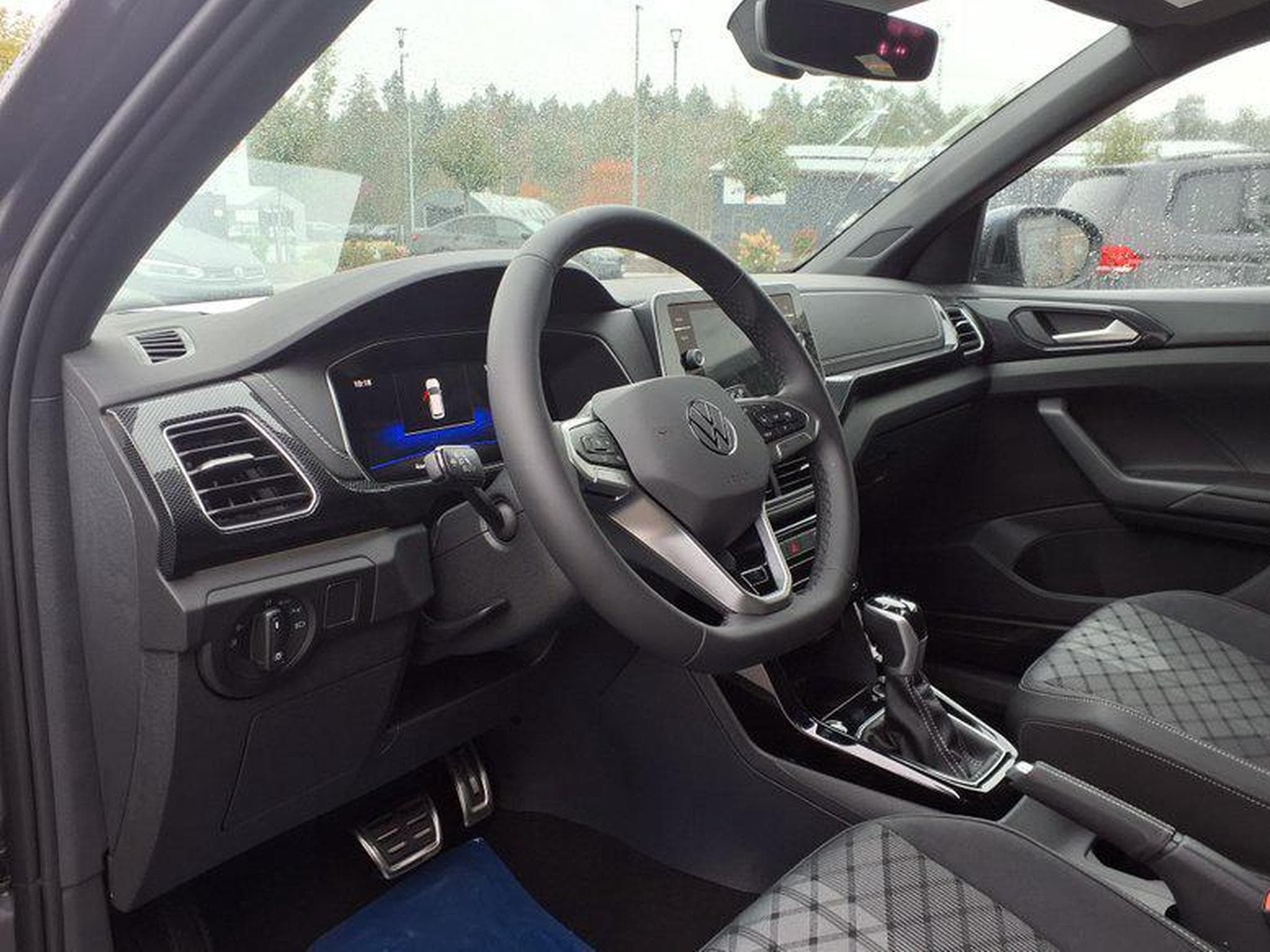 VW T-Cross R-Line 1.0 TSI 7-Gang-DSG (2026) - Photo 5