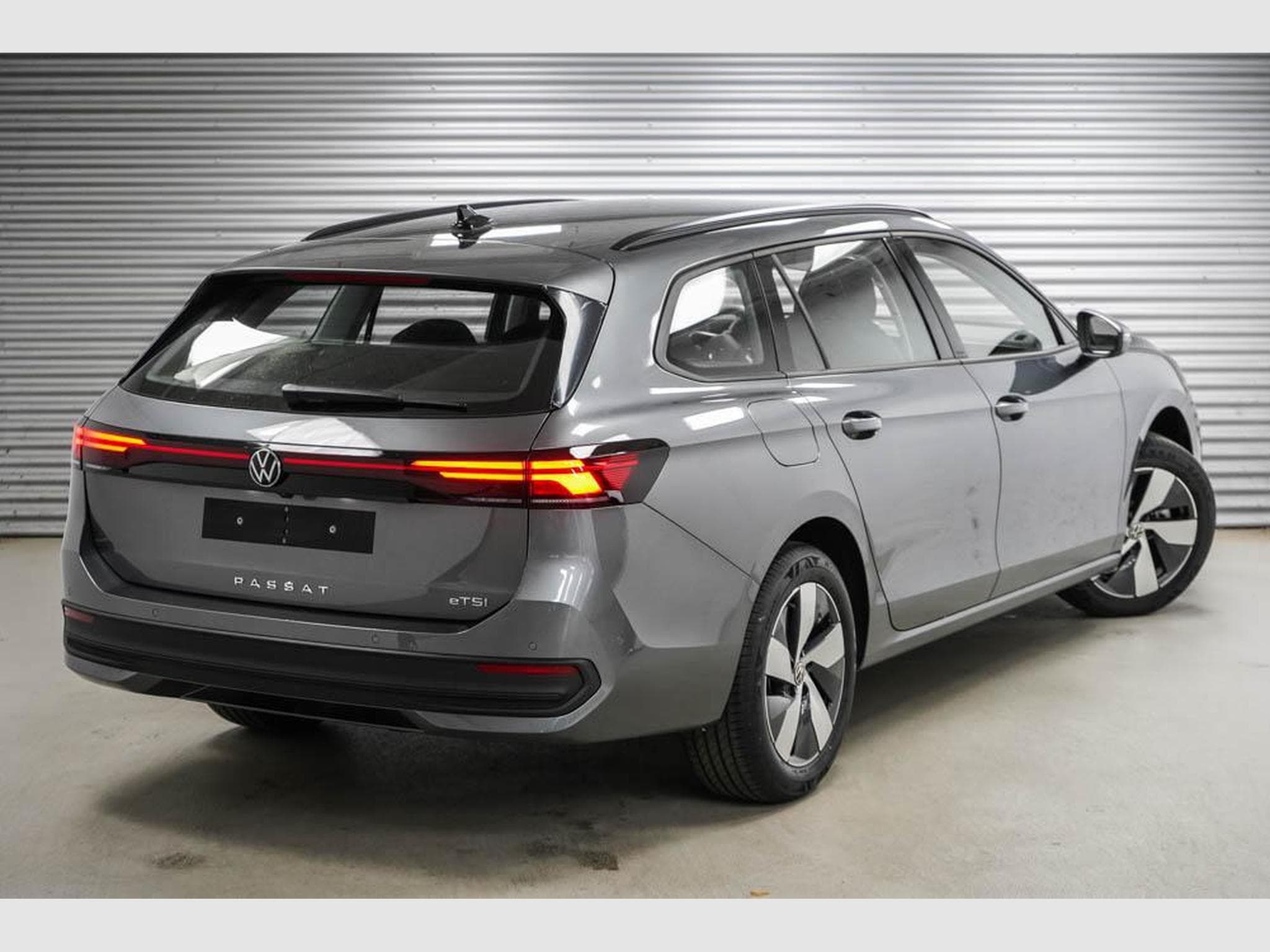 VW Passat Variant 1,5 TSI (2026) - Photo 3
