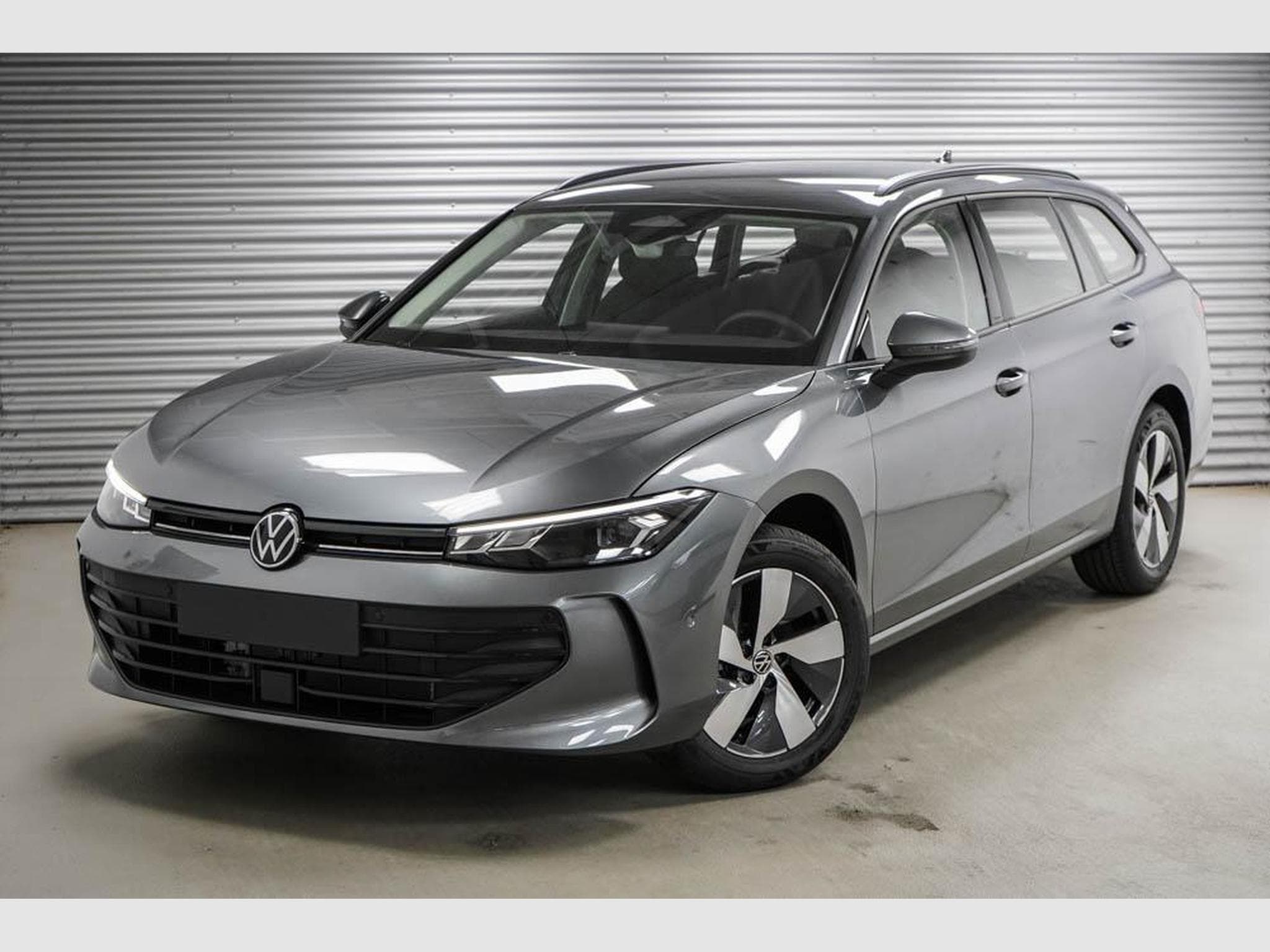 VW Passat Variant 1,5 TSI (2026) - Photo 1